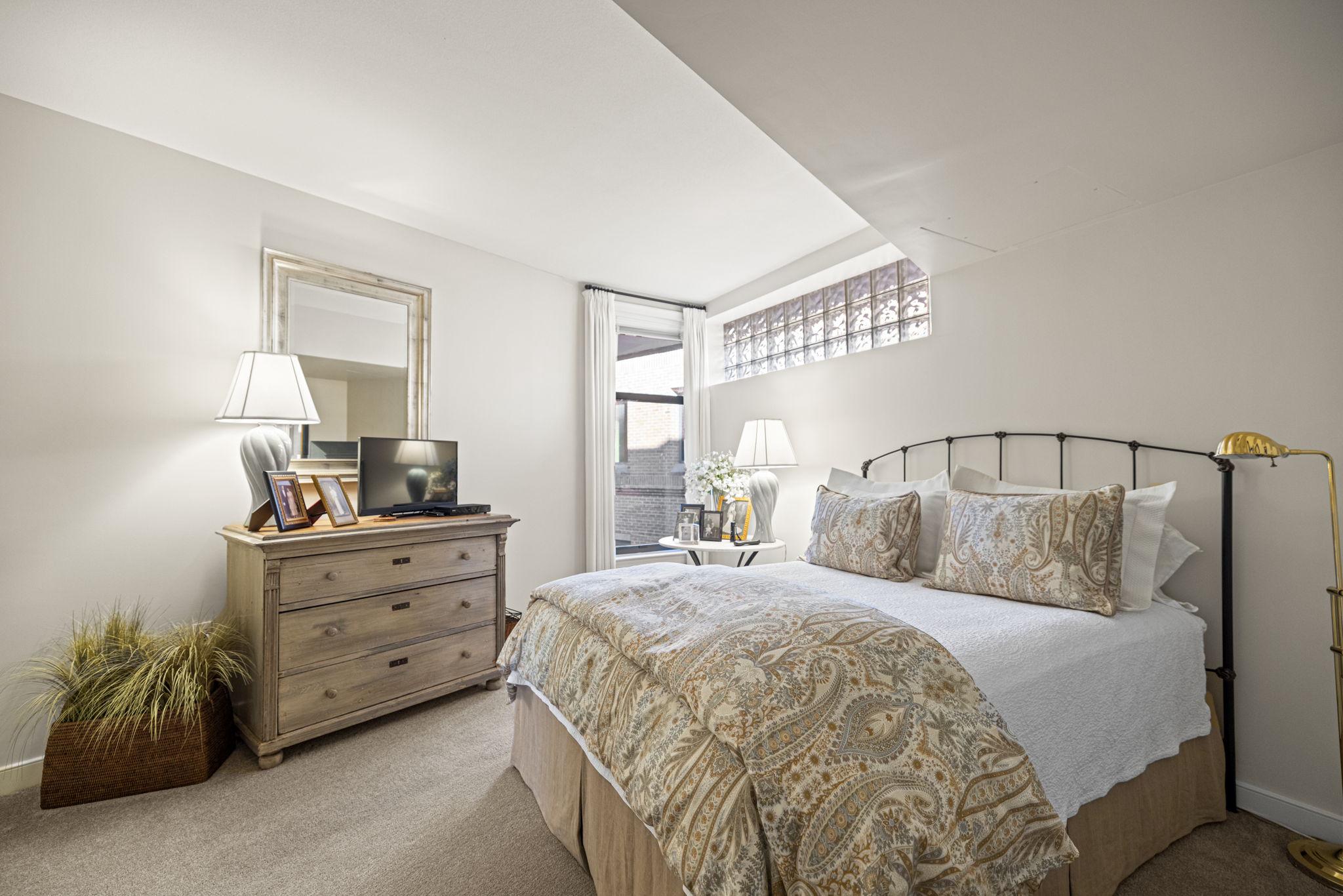  616 E E Street NW, Washington, DC, 20004 - 物件實景