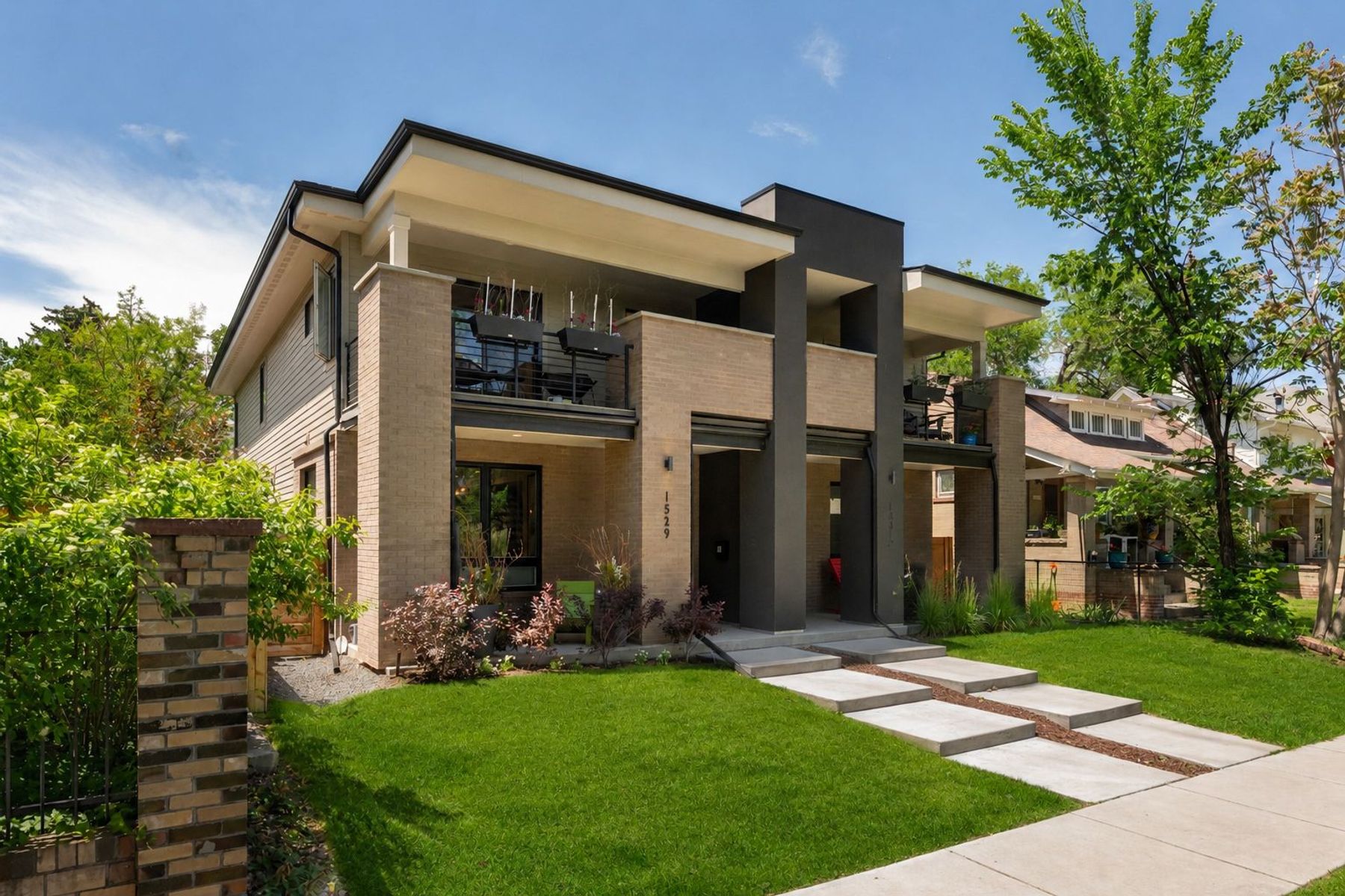 Modern Construction Home near City Park - 物件實景