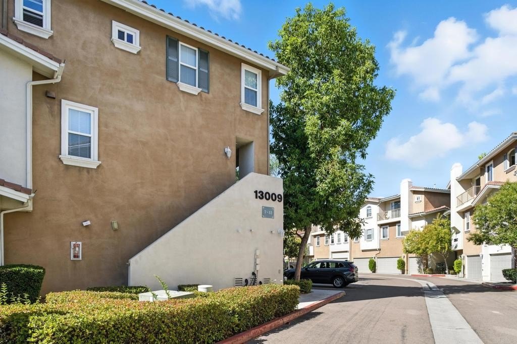 San Diego, California, 92128, United States, 3 Bedrooms Bedrooms, ,3 BathroomsBathrooms,Residential,For Sale,1907437