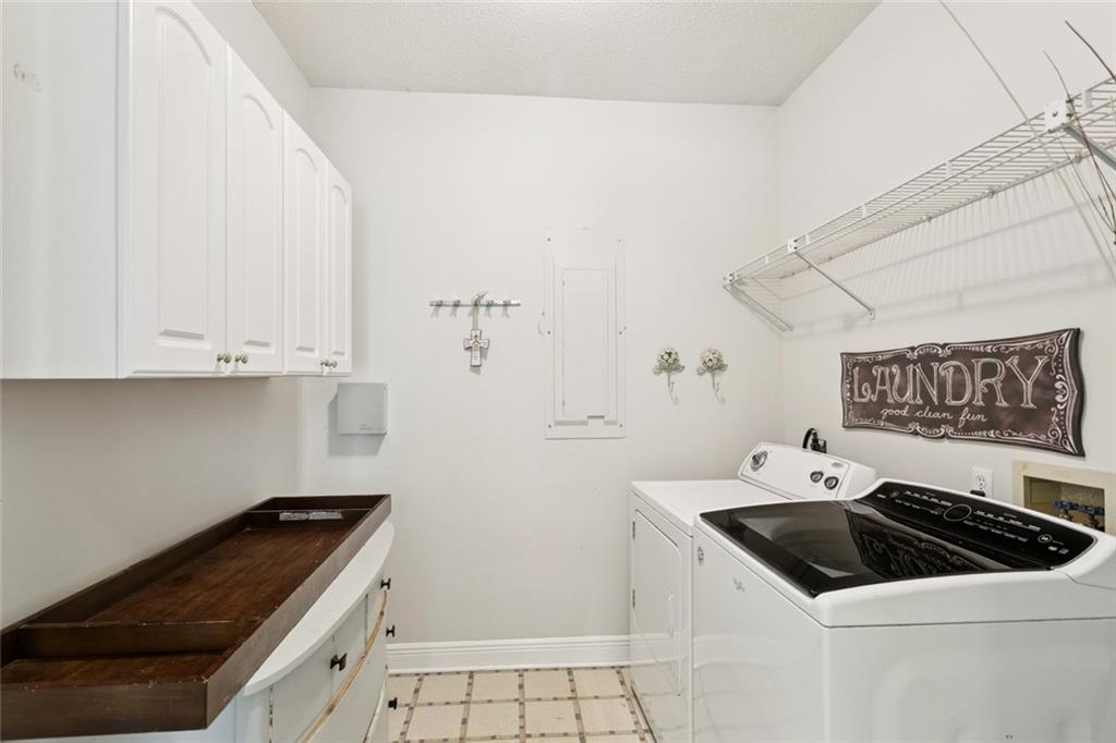 Covington, Louisiana, 70433, United States, 4 Bedrooms Bedrooms, ,4 BathroomsBathrooms,Residential,For Sale,1882669