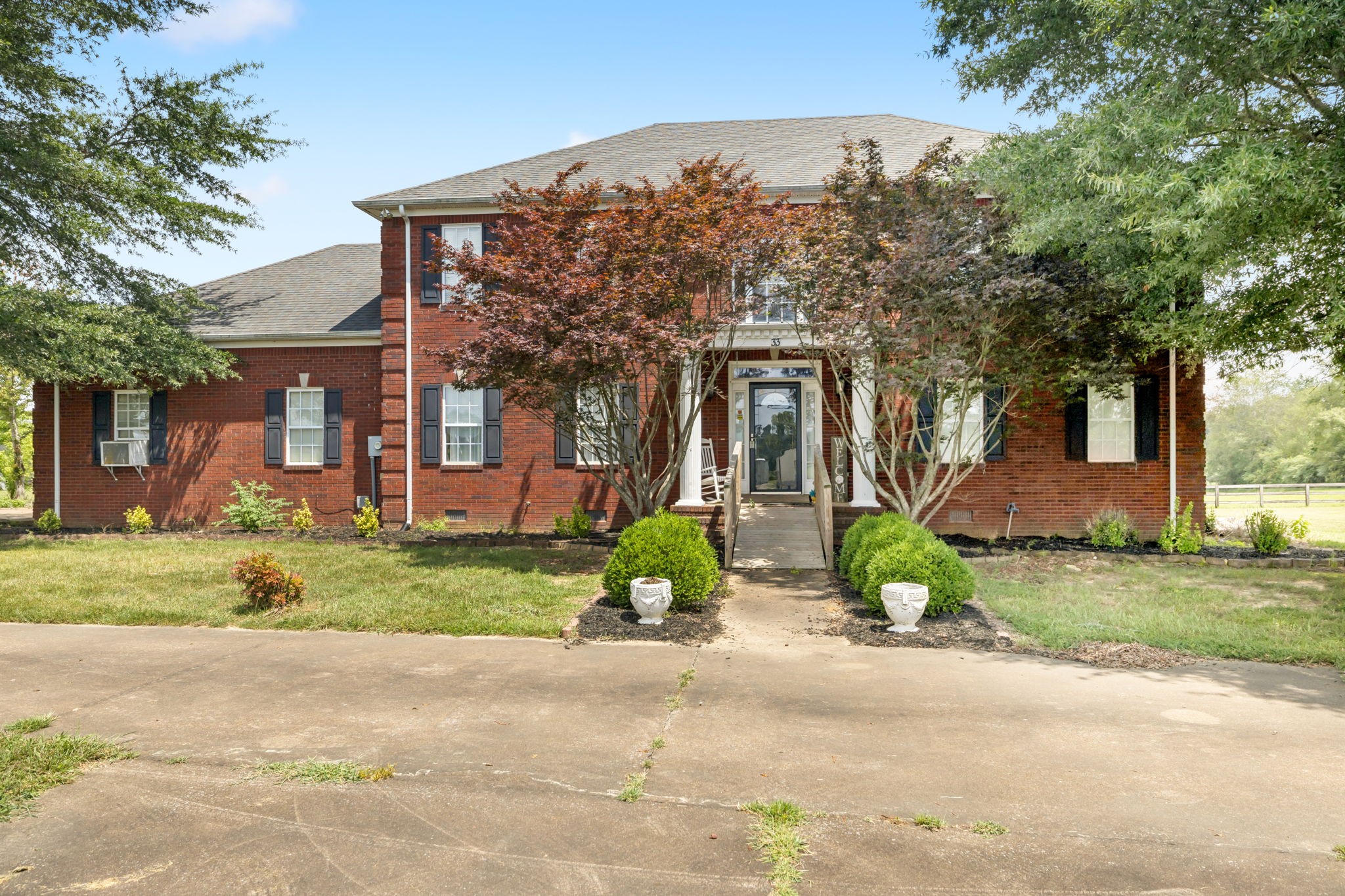 Lawrenceburg, Tennessee, 38464, United States, 5 Bedrooms Bedrooms, ,4 BathroomsBathrooms,Residential,For Sale,1918040
