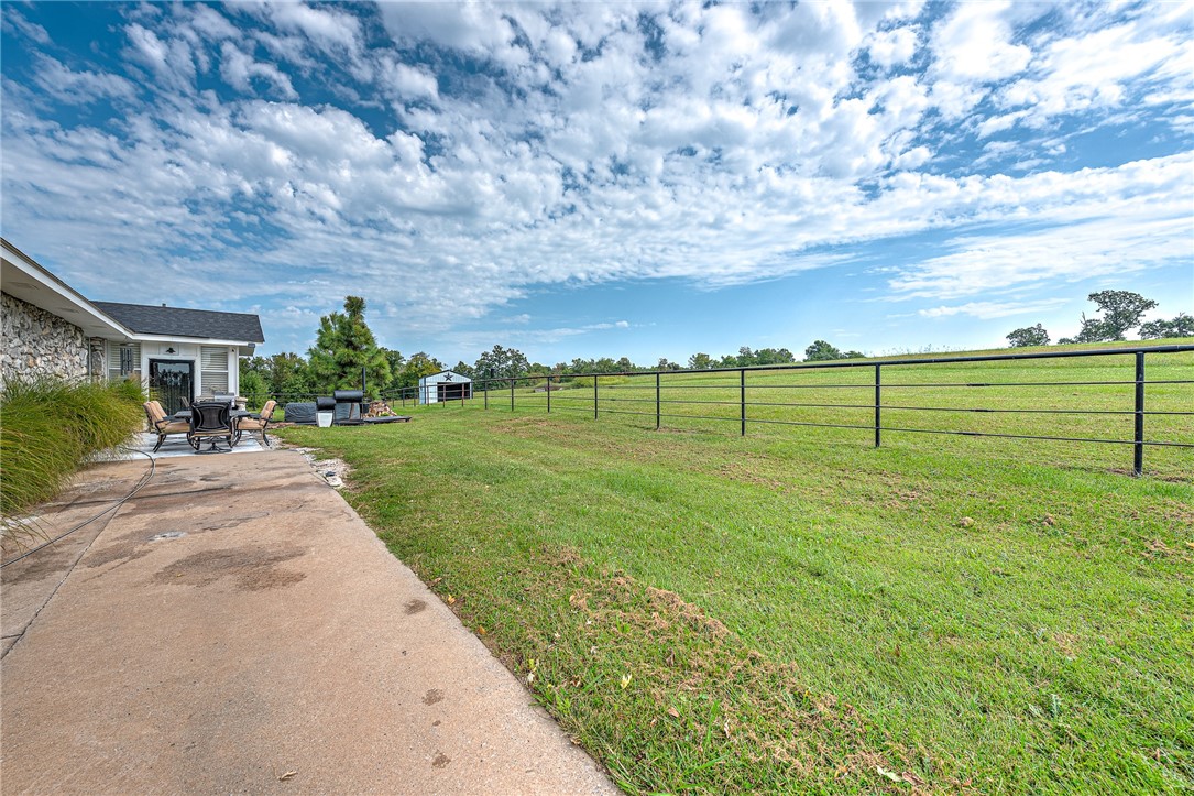 Bentonville, Arkansas, 72713, United States, 4 Bedrooms Bedrooms, ,2 BathroomsBathrooms,Residential,For Sale,1947992