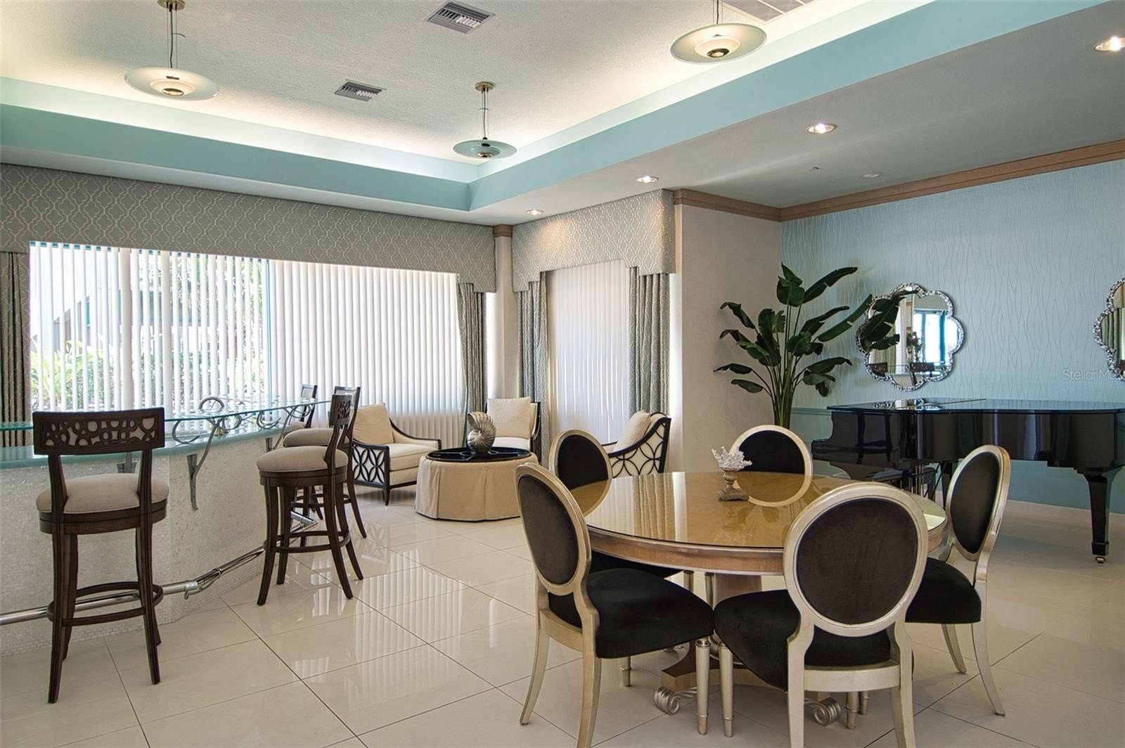 CLEARWATER BEACH, Florida, 33767, United States, 3 Bedrooms Bedrooms, ,3 BathroomsBathrooms,Residential,For Sale,1976506