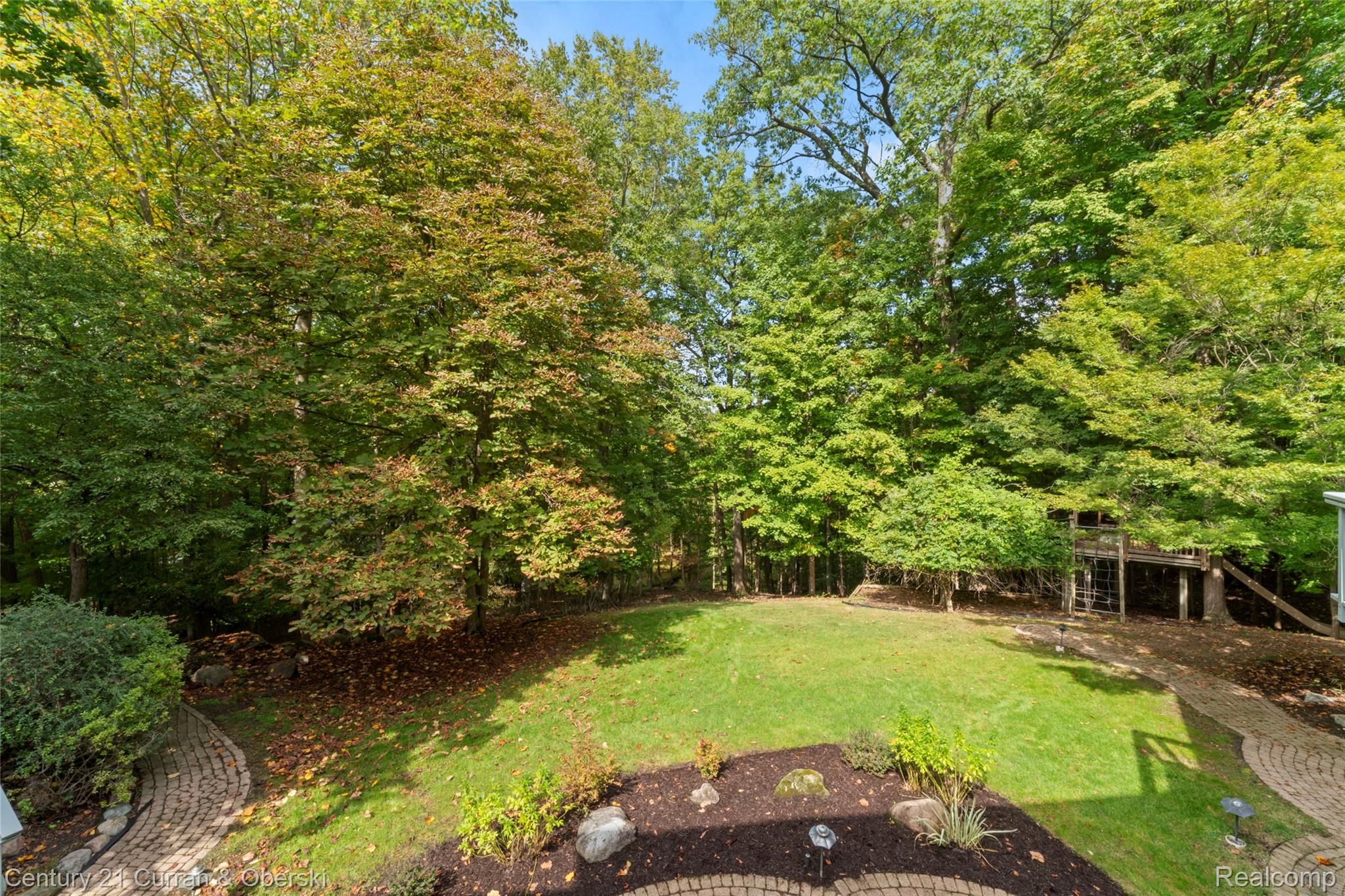 Farmington, Michigan, 48331, United States, 5 Bedrooms Bedrooms, ,6 BathroomsBathrooms,Residential,For Sale,1978092