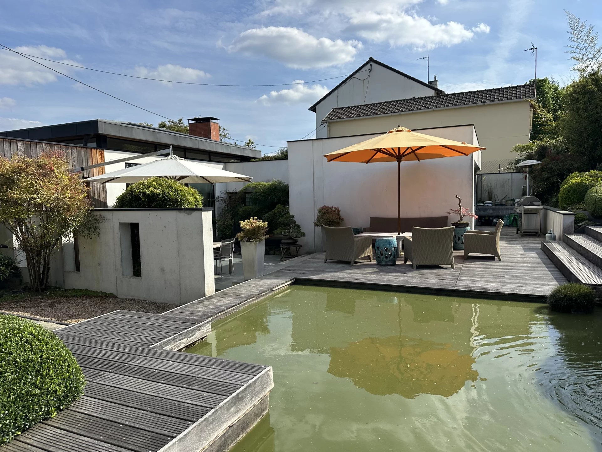 Le Pecq, Île-de-France, 78230, FR, 5 Bedrooms Bedrooms, ,Residential,For Sale,1994404