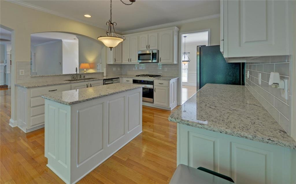 Lawrenceville, Georgia, 30043, United States, 5 Bedrooms Bedrooms, ,4 BathroomsBathrooms,Residential,For Sale,1794792
