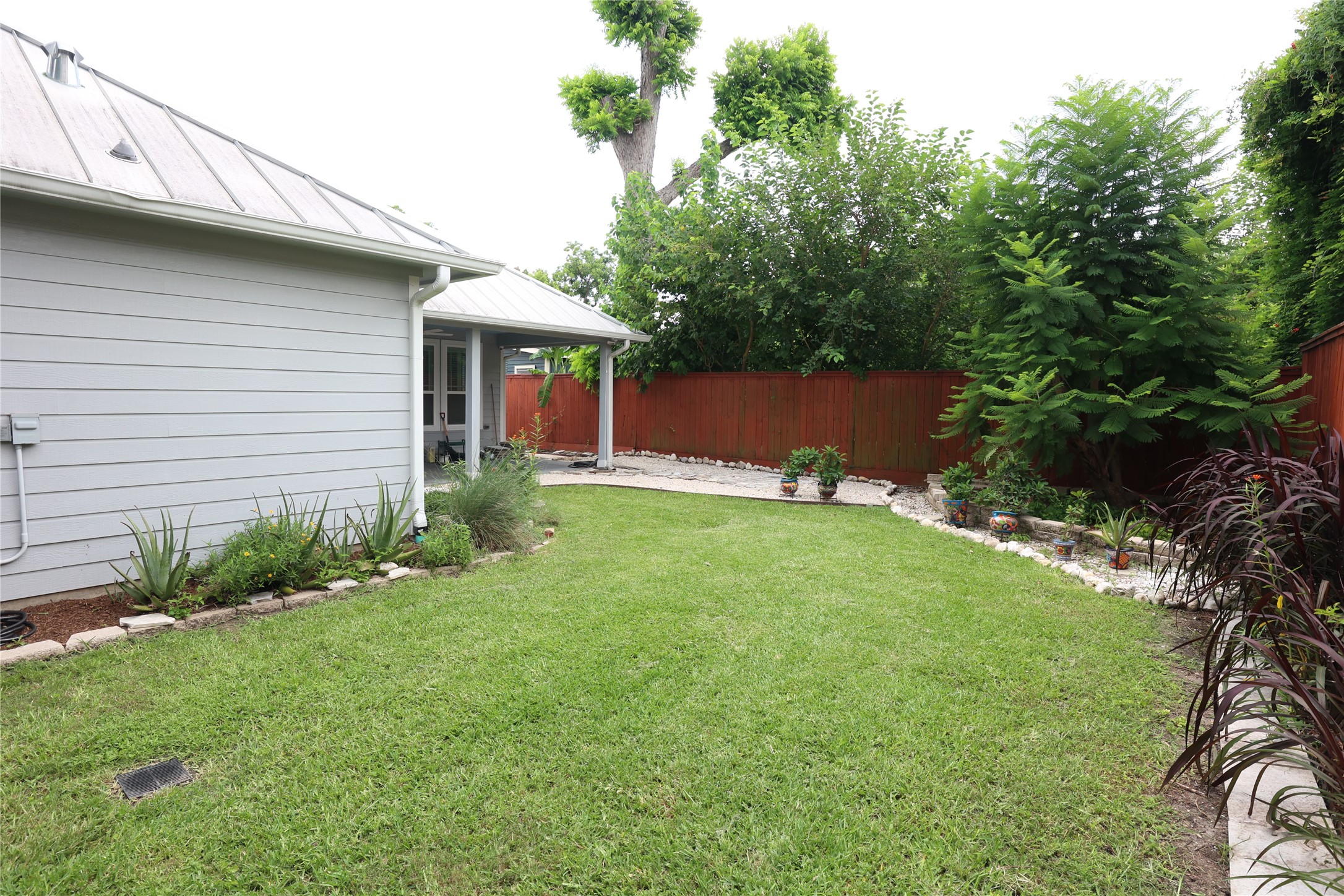 Houston, Texas, 77011, United States, 3 Bedrooms Bedrooms, ,2 BathroomsBathrooms,Residential,For Sale,1867410
