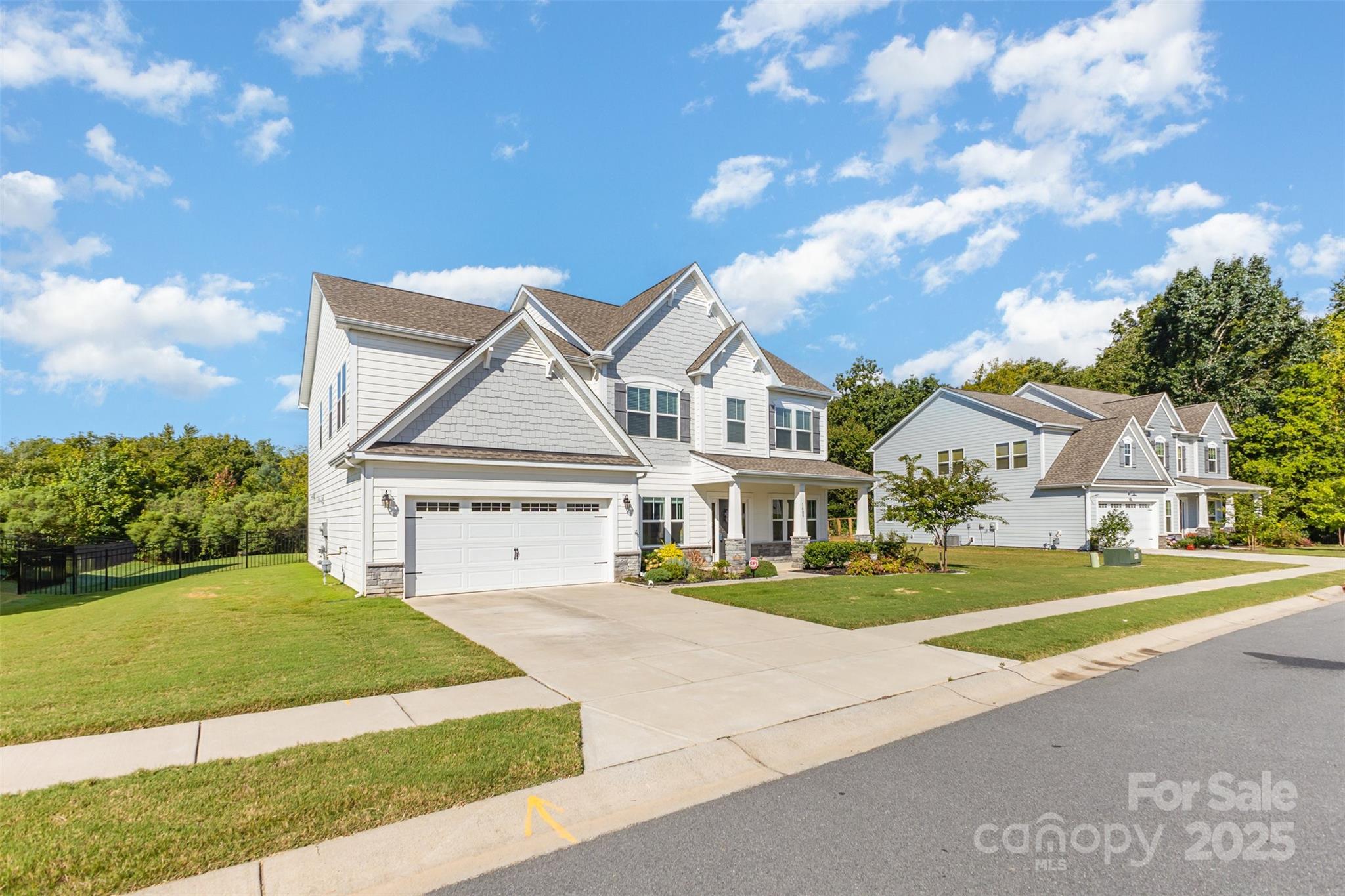 Waxhaw, North Carolina, 28173, United States, 5 Bedrooms Bedrooms, ,5 BathroomsBathrooms,Residential,For Sale,1940426