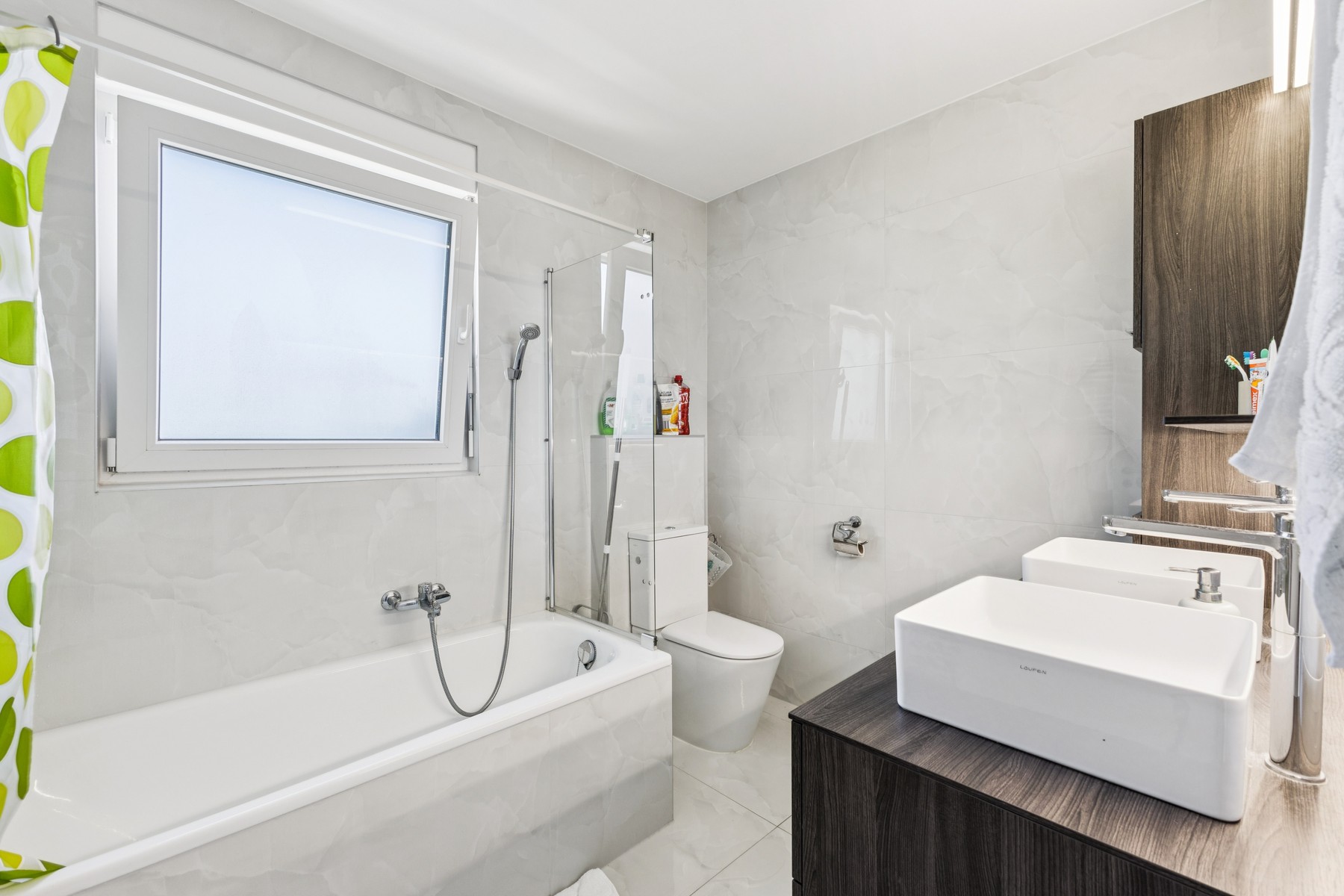  Beautiful, renovated single-family villa with a garden and a garage - 物件實景