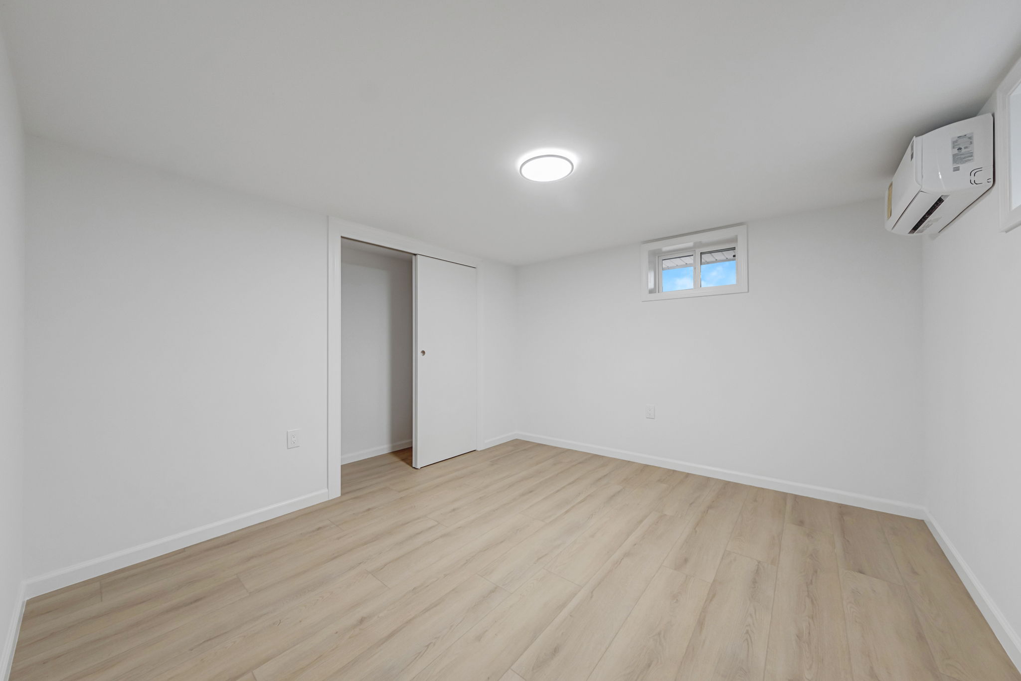 Centereach, New York, 11720, United States, 3 Bedrooms Bedrooms, ,3 BathroomsBathrooms,Residential,For Sale,1851254
