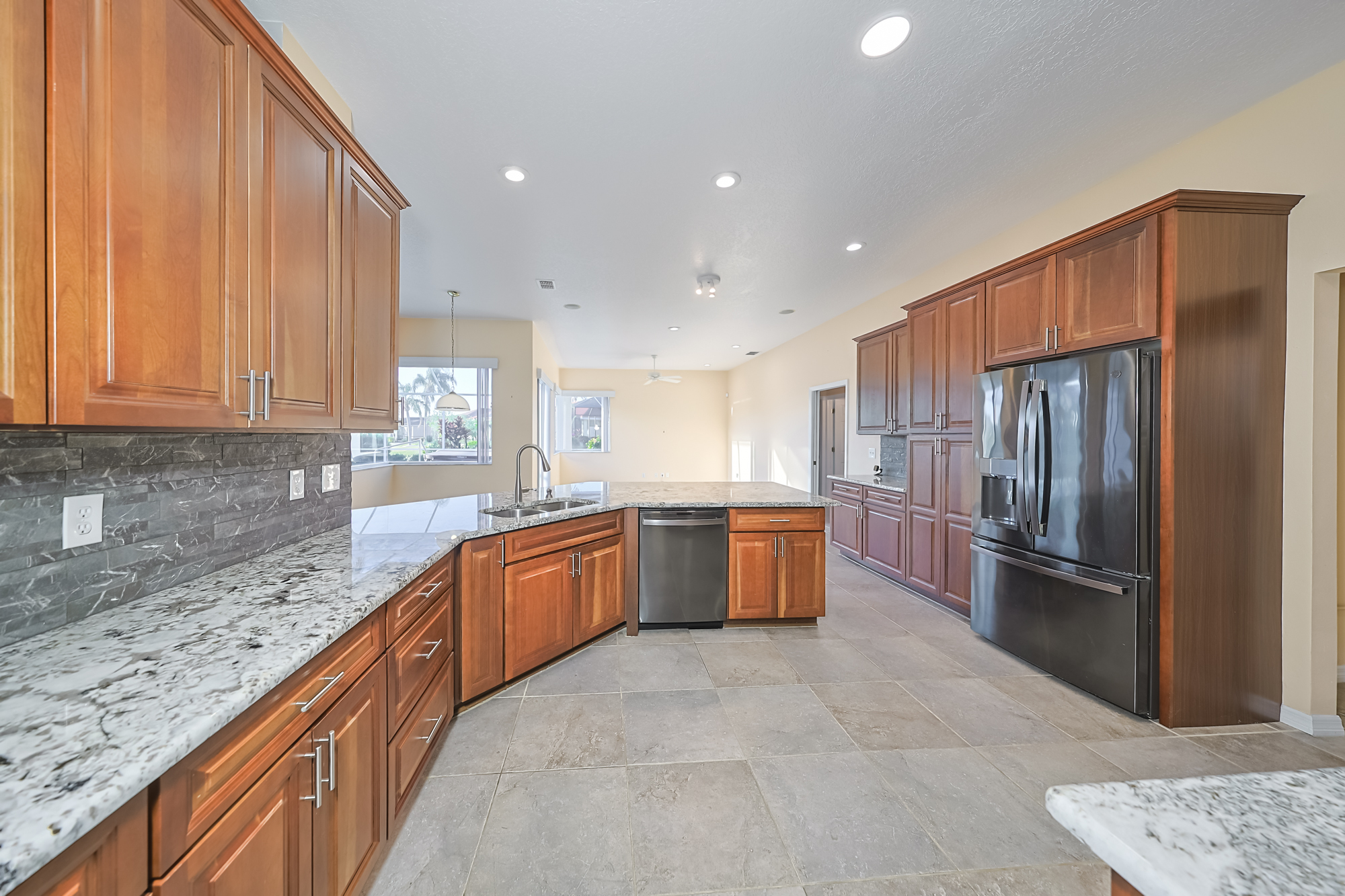 Sun City Center, Florida, 33573, United States, 3 Bedrooms Bedrooms, ,3 BathroomsBathrooms,Residential,For Sale,1985673