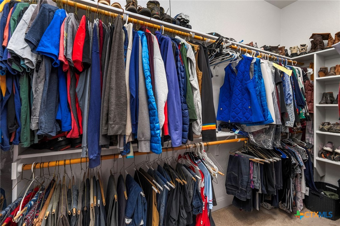 Fischer, Texas, 78623, United States, 4 Bedrooms Bedrooms, ,2 BathroomsBathrooms,Residential,For Sale,1989235