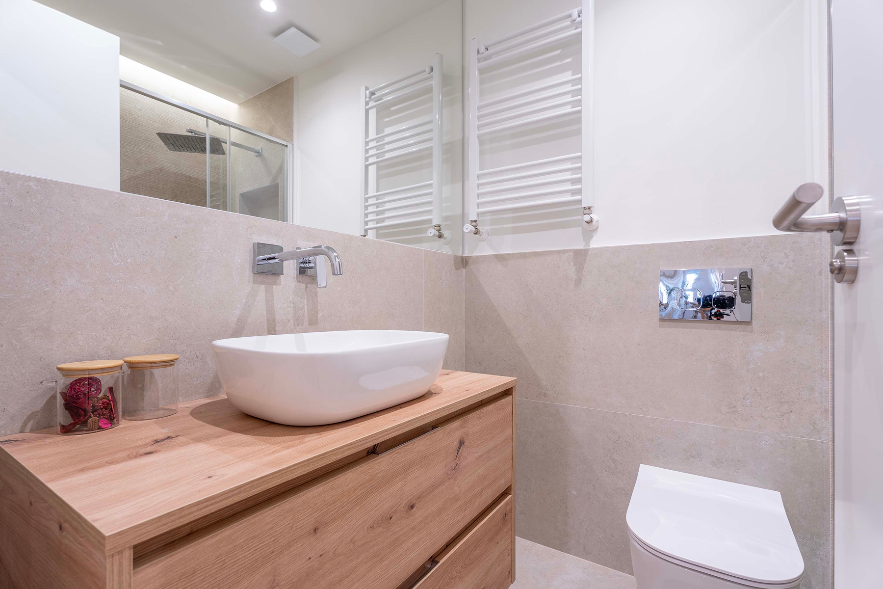  Renovated flat with 3 bedrooms, 4 bathrooms, and garage - 物件實景