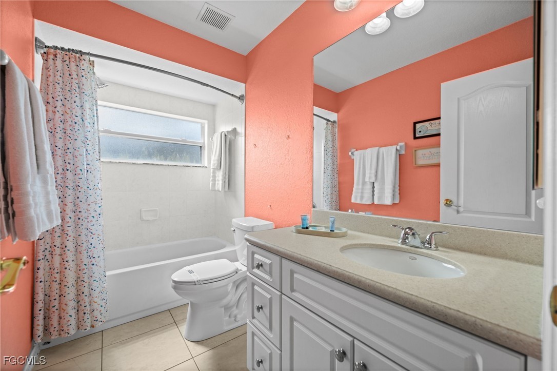 Cape Coral, Florida, 33990, United States, 3 Bedrooms Bedrooms, ,2 BathroomsBathrooms,Residential,For Sale,1937566