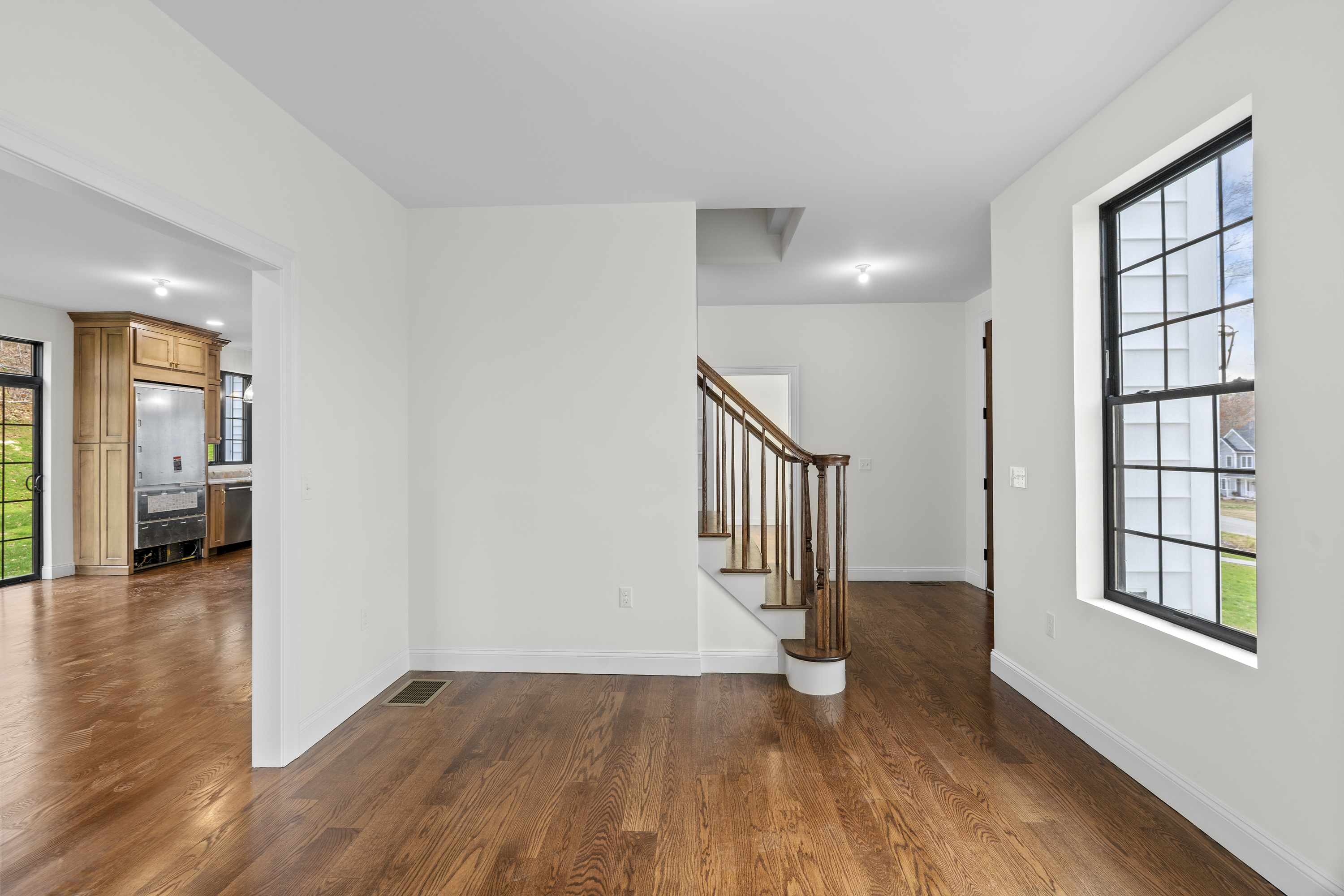 East Hampton, Connecticut, 06424, United States, 3 Bedrooms Bedrooms, ,3 BathroomsBathrooms,Residential,For Sale,1990292