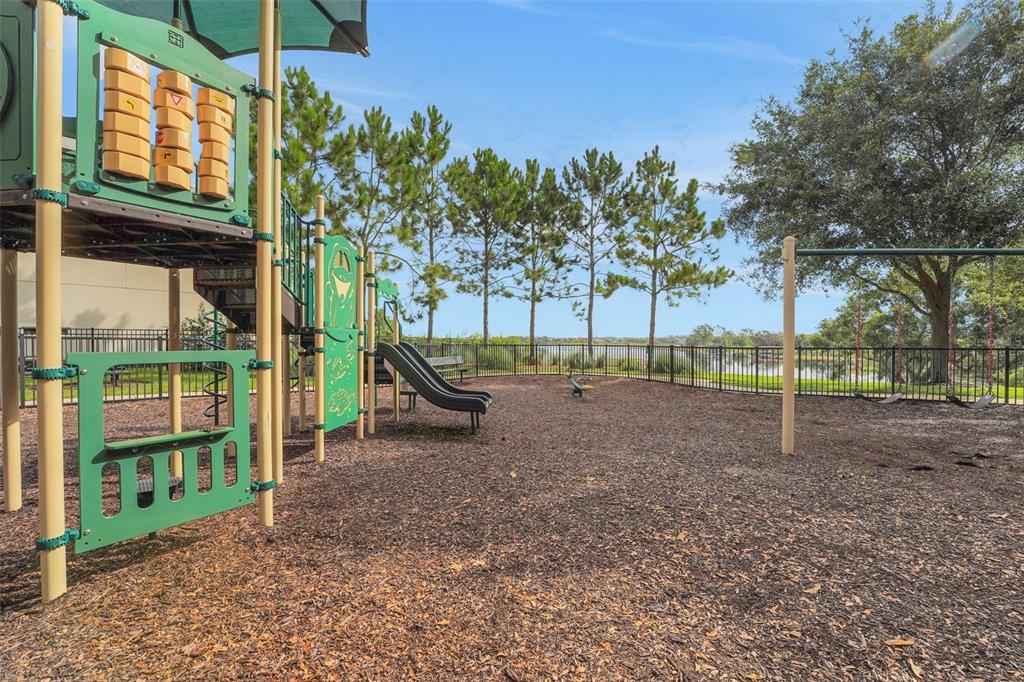 Winter Garden, Florida, 34787, United States, 3 Bedrooms Bedrooms, ,2 BathroomsBathrooms,Residential,For Sale,1878669