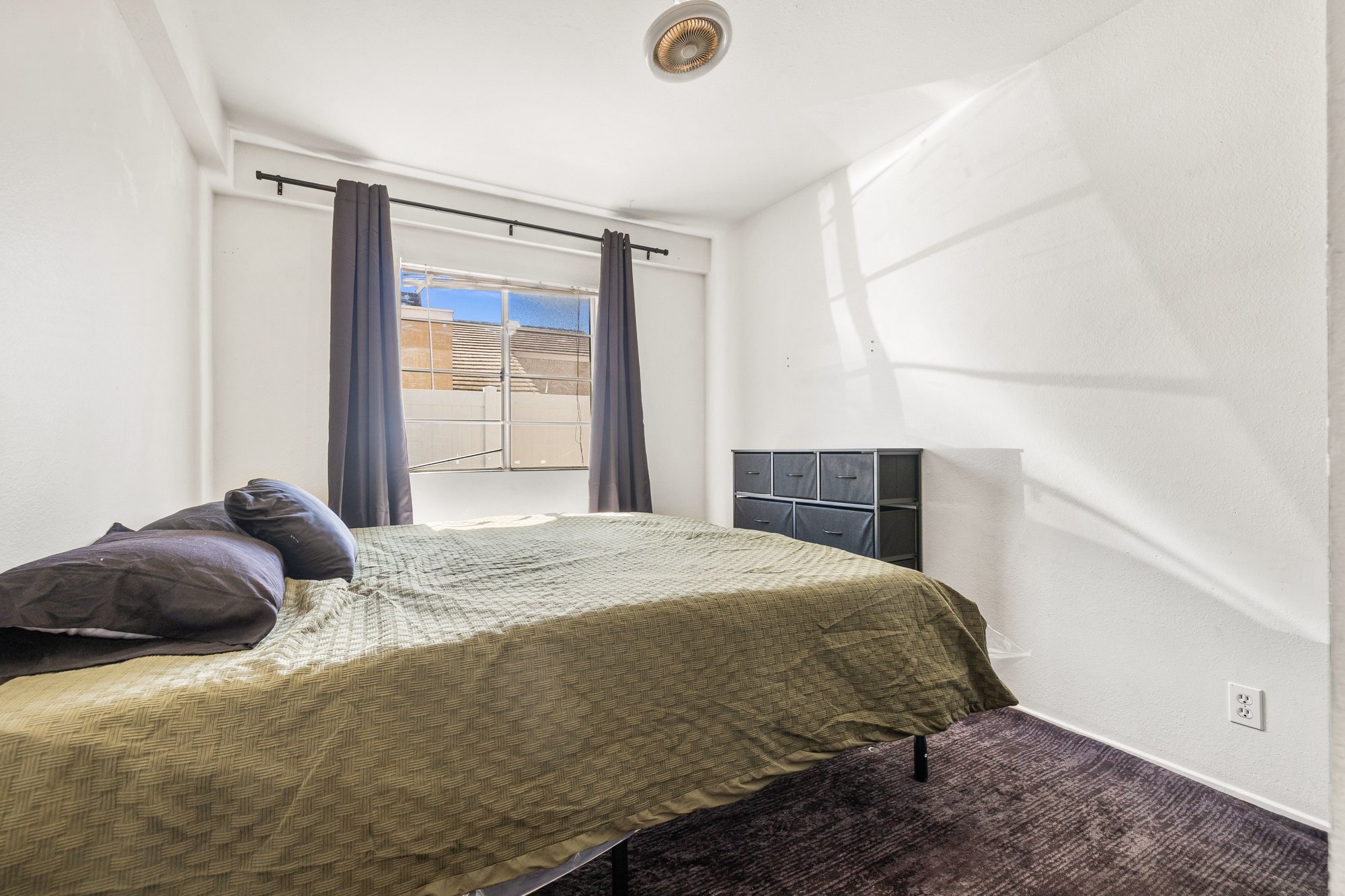  5 Bedroom With Great Bones - 物件實景