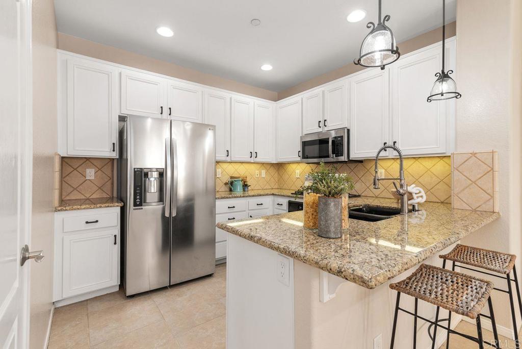 San Diego, California, 92130, United States, 3 Bedrooms Bedrooms, ,3 BathroomsBathrooms,Residential,For Sale,1885415
