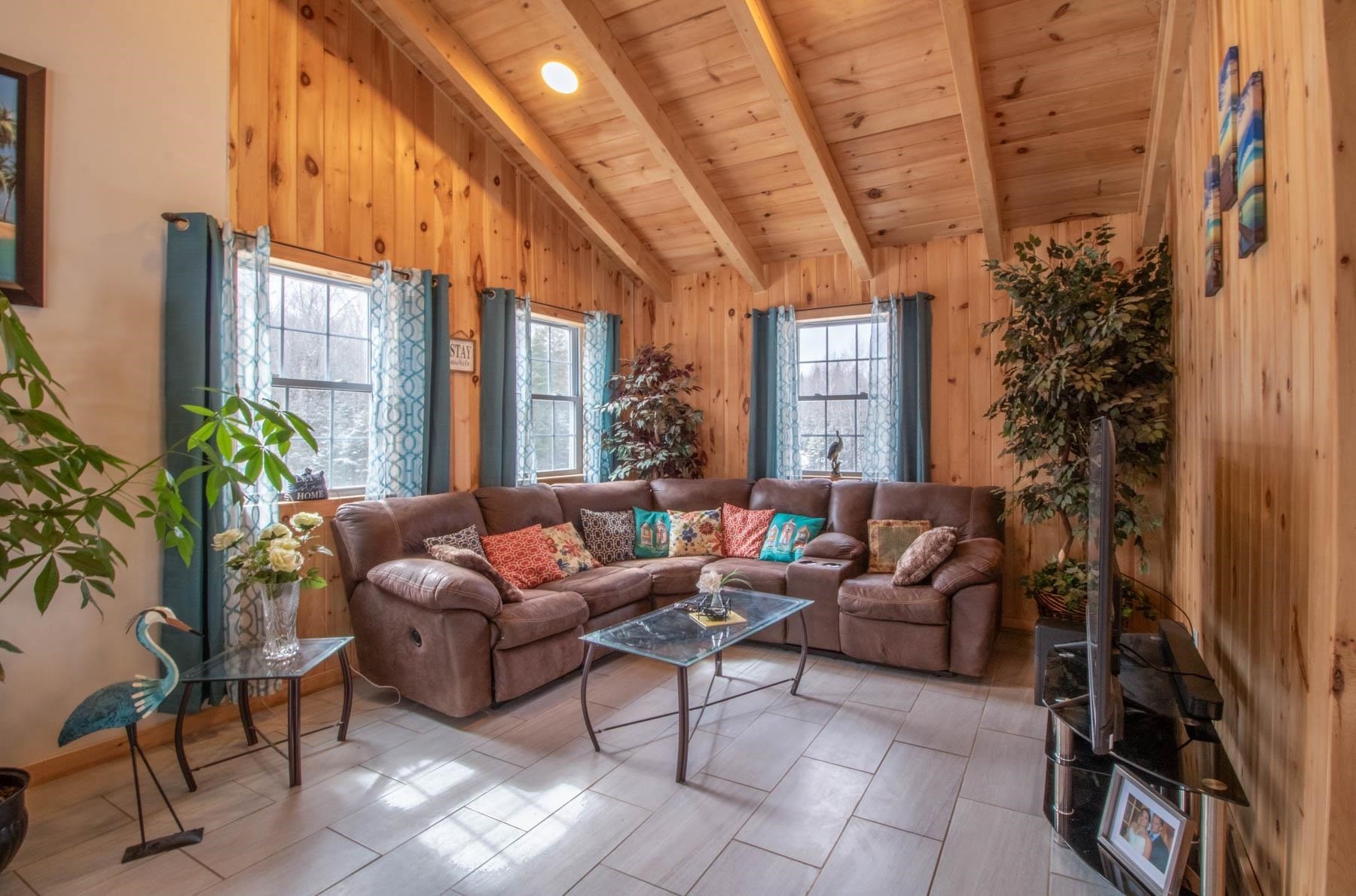 Norton, Vermont, 05907, United States, 3 Bedrooms Bedrooms, ,1 BathroomBathrooms,Residential,For Sale,1841438