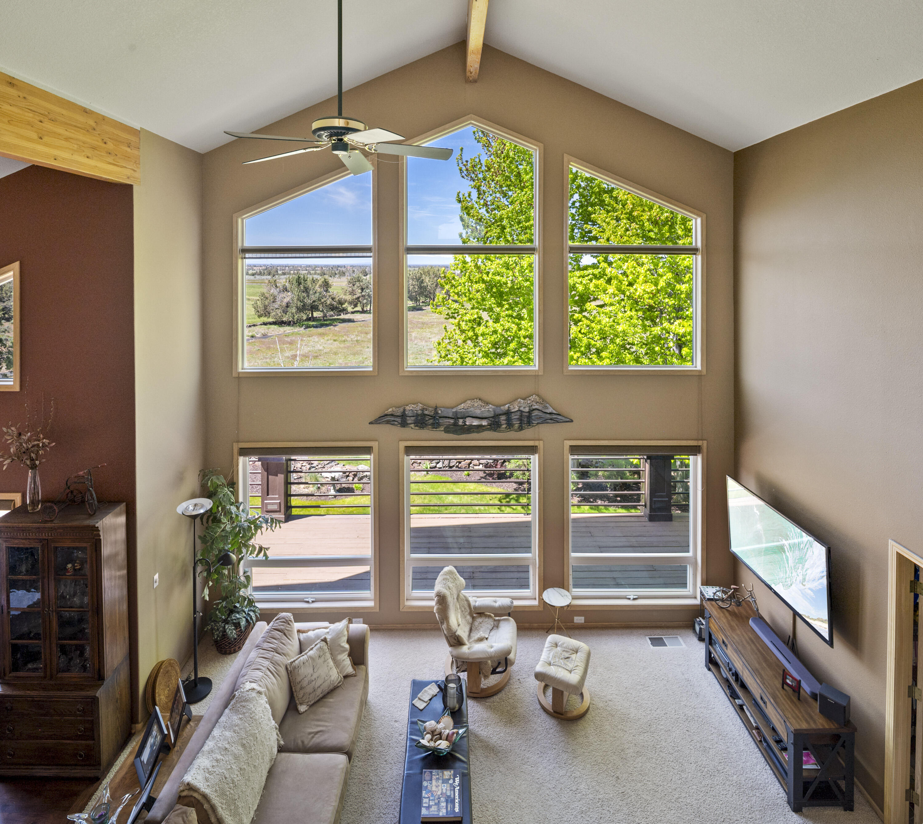Powell Butte, Oregon, 97753, United States, 4 Bedrooms Bedrooms, ,3 BathroomsBathrooms,Residential,For Sale,1851575