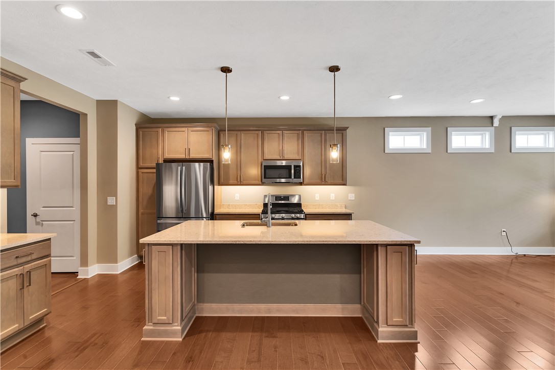 Jackson Twp, Pennsylvania, 16033, United States, 3 Bedrooms Bedrooms, ,3 BathroomsBathrooms,Residential,For Sale,1911029