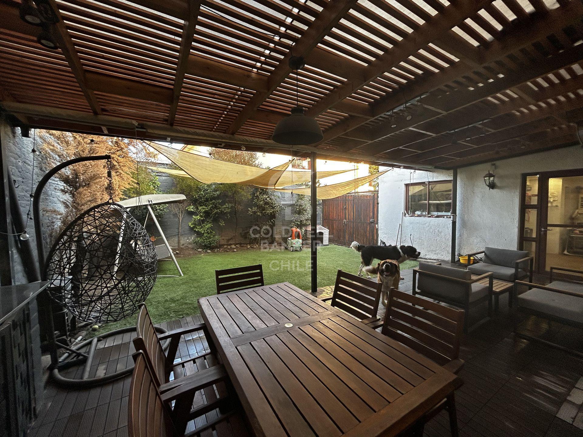 Providencia, Chile, 4 Bedrooms Bedrooms, ,3 BathroomsBathrooms,Residential,For Sale,1967947