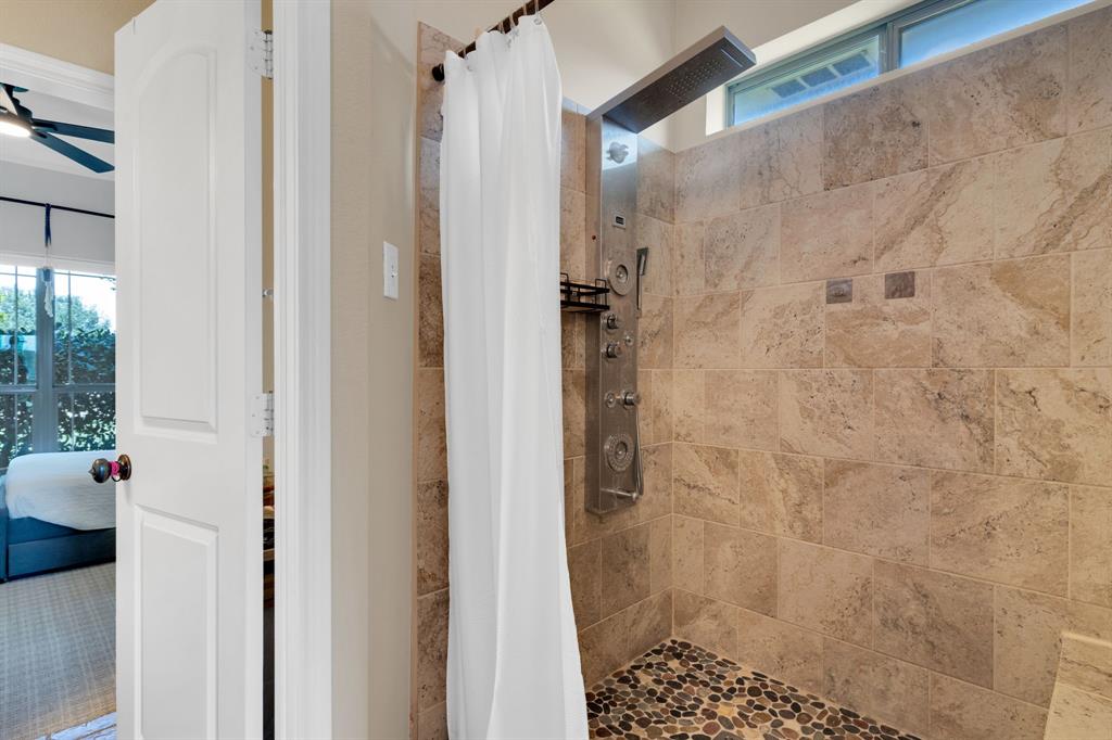 Midlothian, Texas, 76065, United States, 4 Bedrooms Bedrooms, ,4 BathroomsBathrooms,Residential,For Sale,1975305