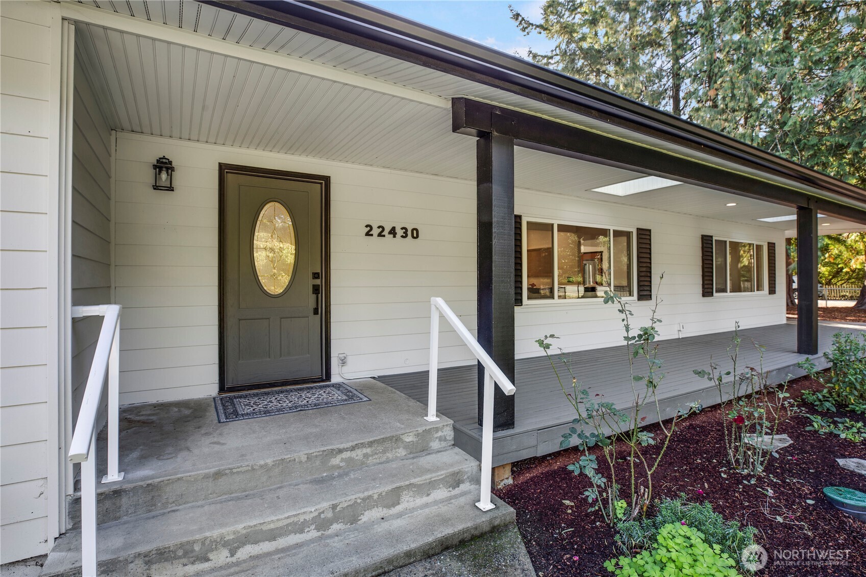 Maple Valley, Washington, 98038, United States, 3 Bedrooms Bedrooms, ,1 BathroomBathrooms,Residential,For Sale,1949722