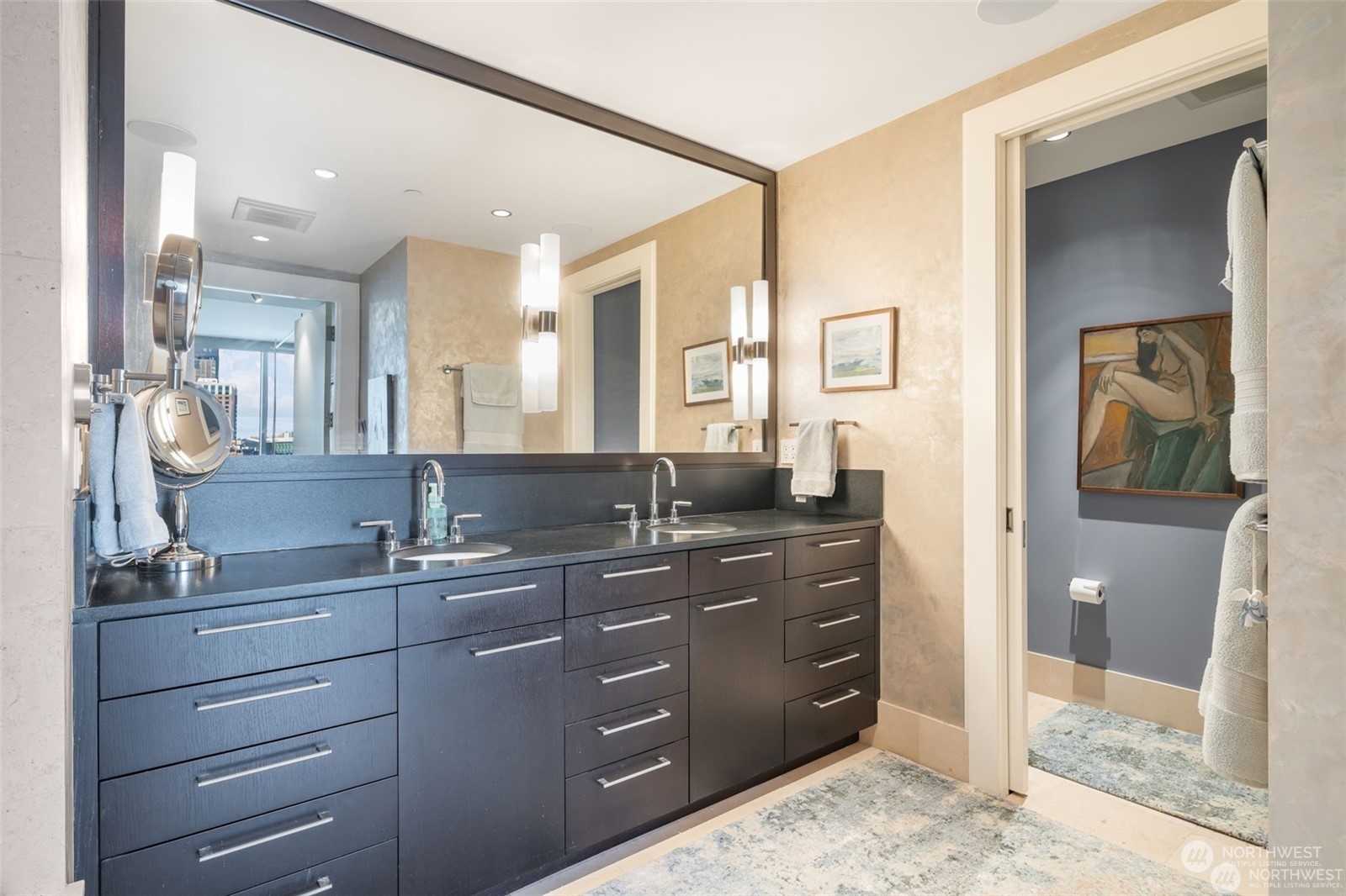 Seattle, Washington, 98101, United States, 2 Bedrooms Bedrooms, ,2 BathroomsBathrooms,Residential,For Sale,1699073