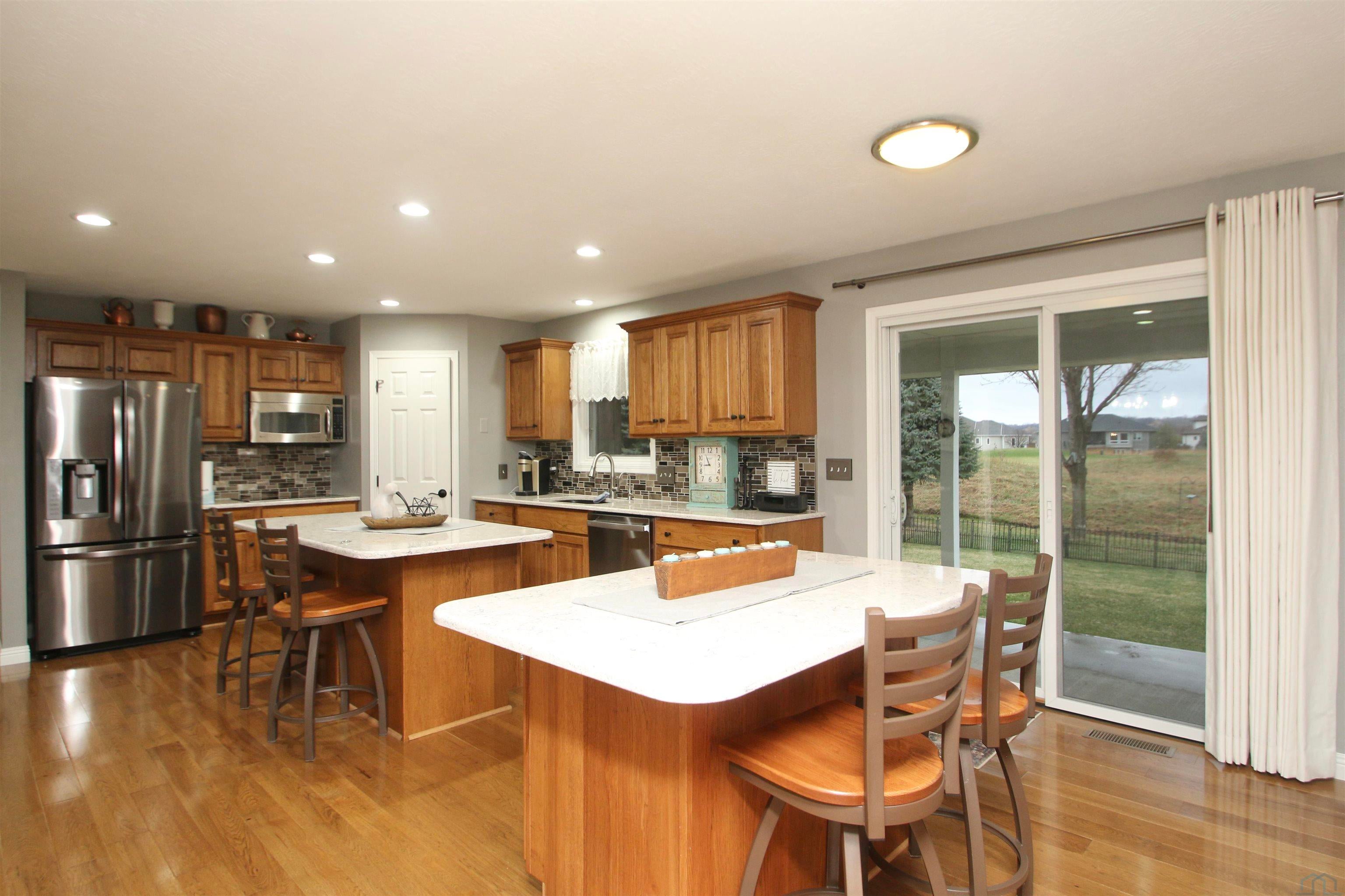 Dakota Dunes, South Dakota, 57049, United States, 4 Bedrooms Bedrooms, ,3 BathroomsBathrooms,Residential,For Sale,2033503