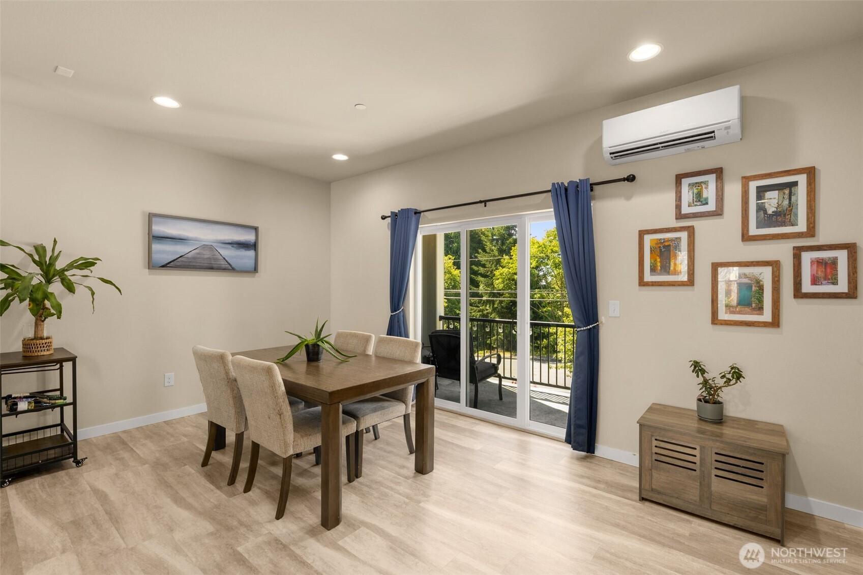 LYNNWOOD, Washington, 98087, United States, 3 Bedrooms Bedrooms, ,2 BathroomsBathrooms,Residential,For Sale,1940365