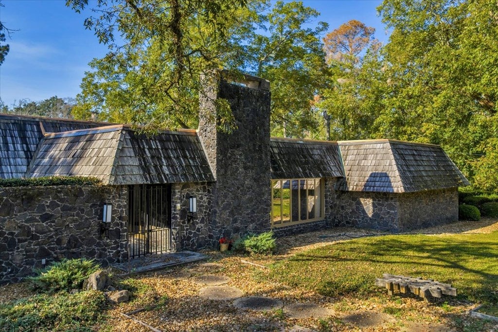 Cordele, Georgia, 31015, United States, 3 Bedrooms Bedrooms, ,5 BathroomsBathrooms,Residential,For Sale,1977947