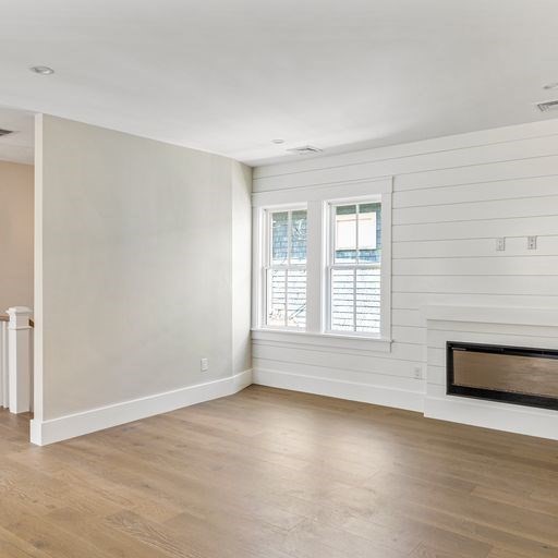 Somerville, Massachusetts, 02144, United States, 4 Bedrooms Bedrooms, ,4 BathroomsBathrooms,Residential,For Sale,1976862