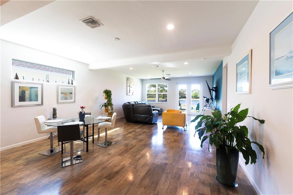 Vero Beach, Florida, 32967, United States, 3 Bedrooms Bedrooms, ,2 BathroomsBathrooms,Residential,For Sale,1987952