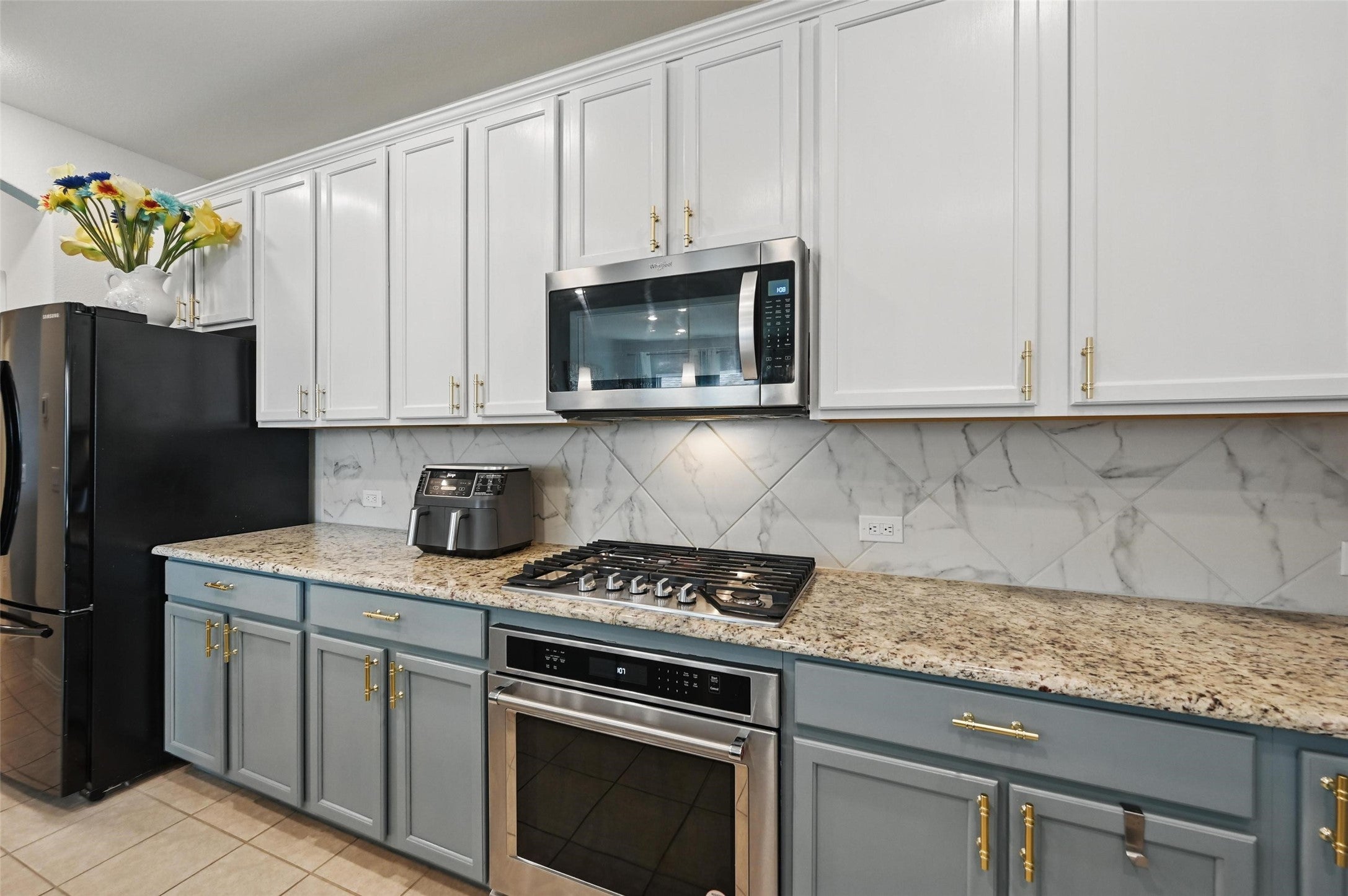 Fort Worth, Texas, 76052, United States, 4 Bedrooms Bedrooms, ,4 BathroomsBathrooms,Residential,For Sale,1980397