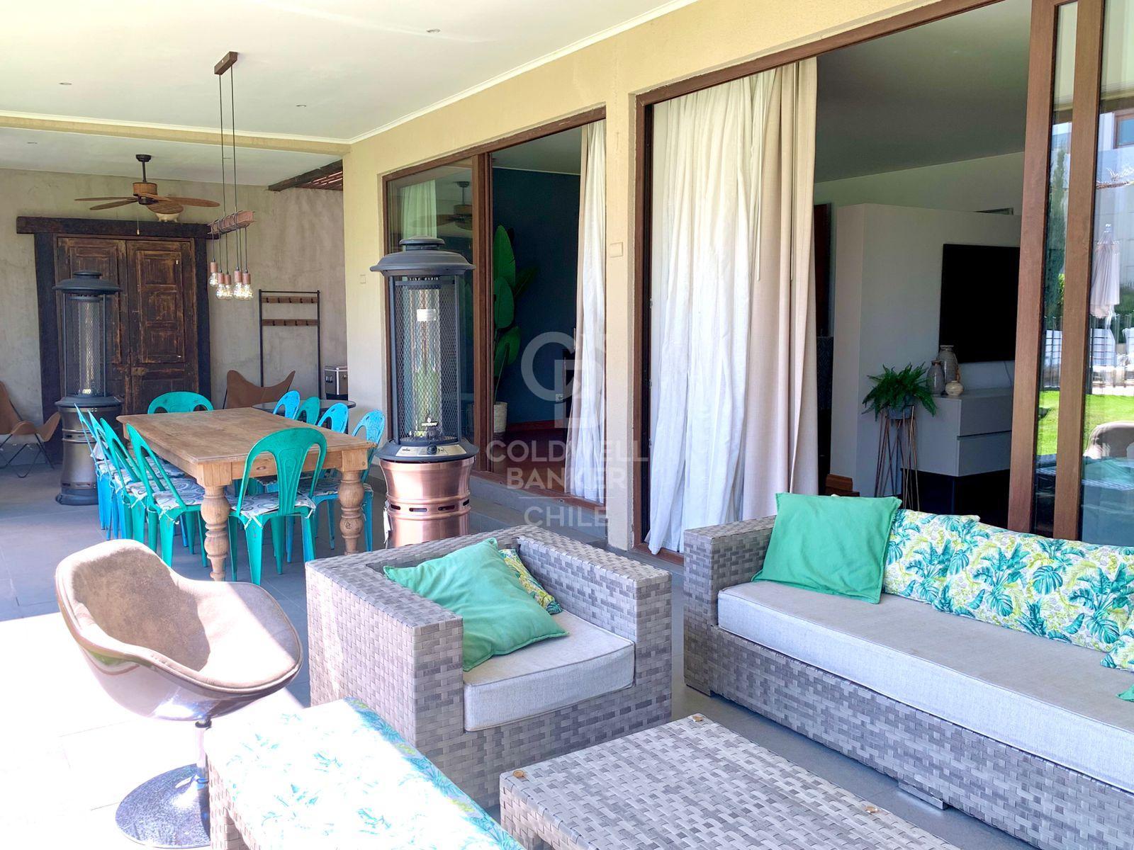 Lo Barnechea, Chile, 7 Bedrooms Bedrooms, ,5 BathroomsBathrooms,Residential,For Sale,1955589
