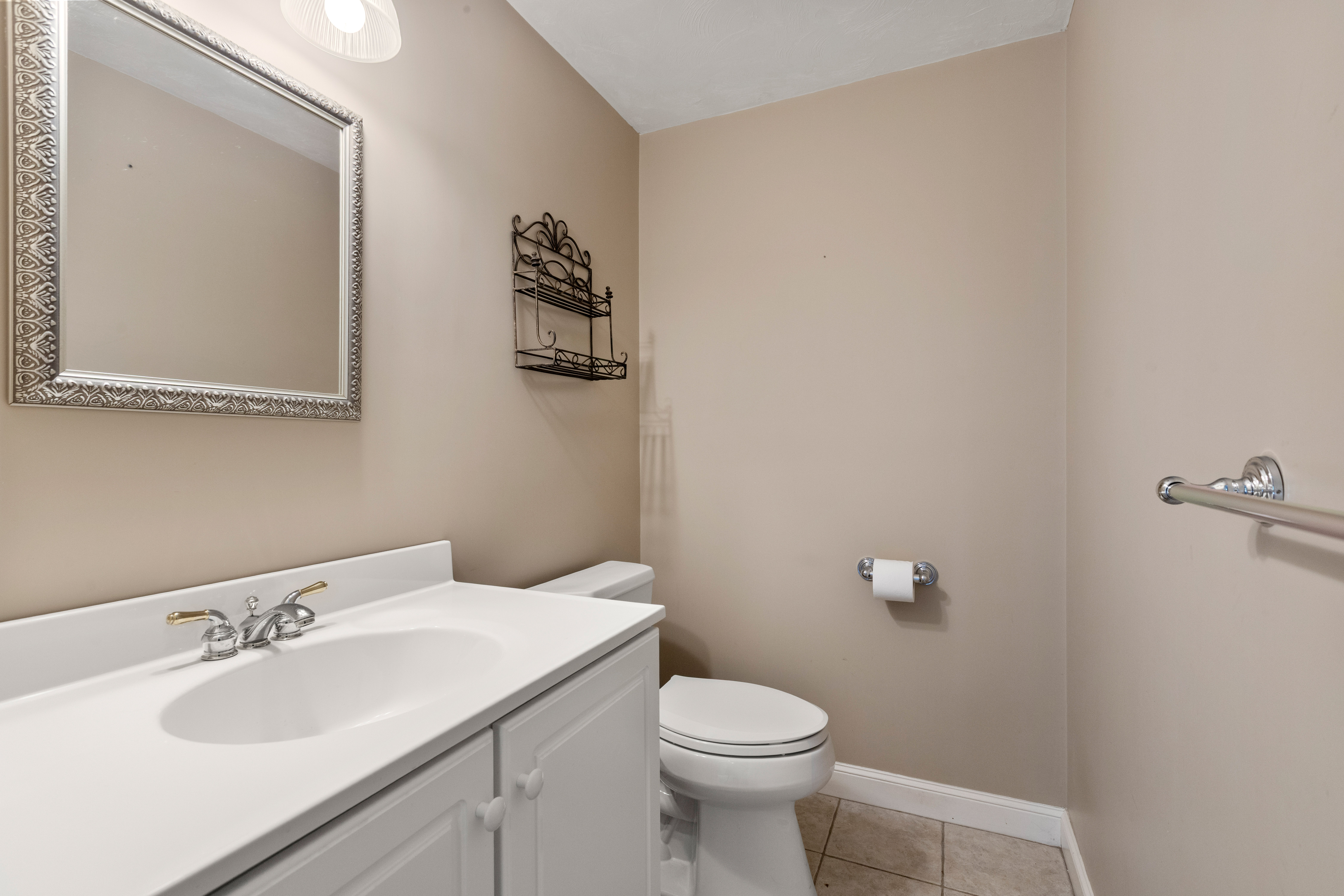  19 Bragg Road, Foxboro, MA, 02035 - 物件實景