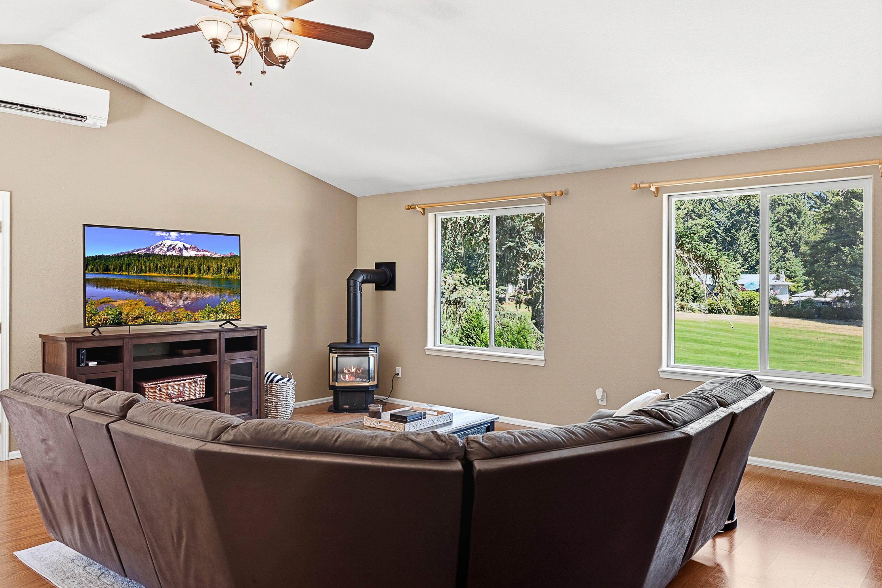  191 E Vine Maple Lane, Union, WA 98592 - 物件實景