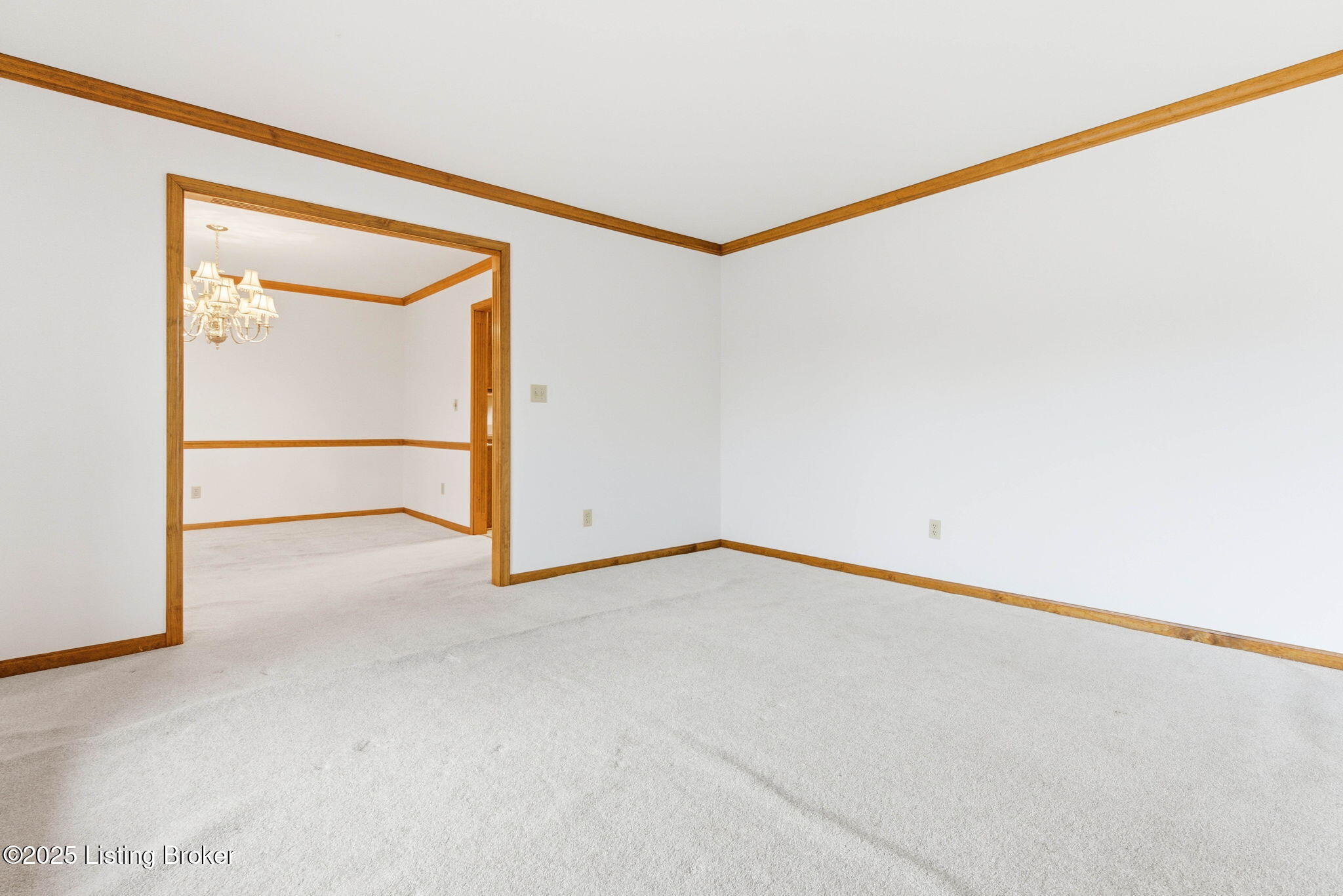 Prospect, Kentucky, 40059, United States, 3 Bedrooms Bedrooms, ,3 BathroomsBathrooms,Residential,For Sale,1996132