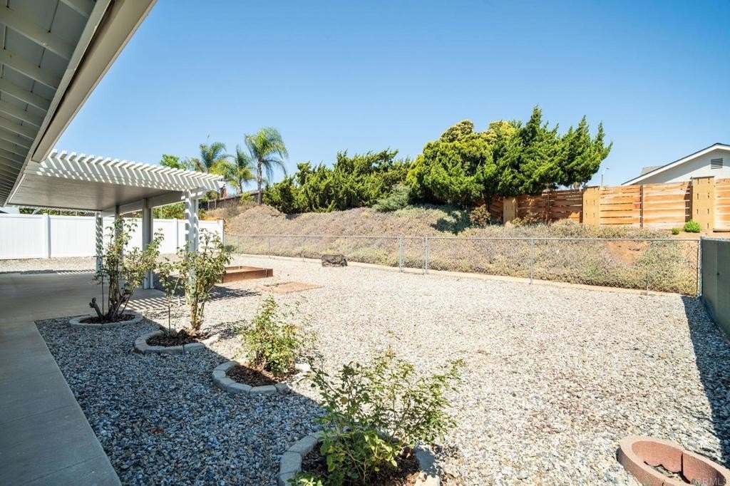 Escondido, California, 92026, United States, 2 Bedrooms Bedrooms, ,2 BathroomsBathrooms,Residential,For Sale,1942214