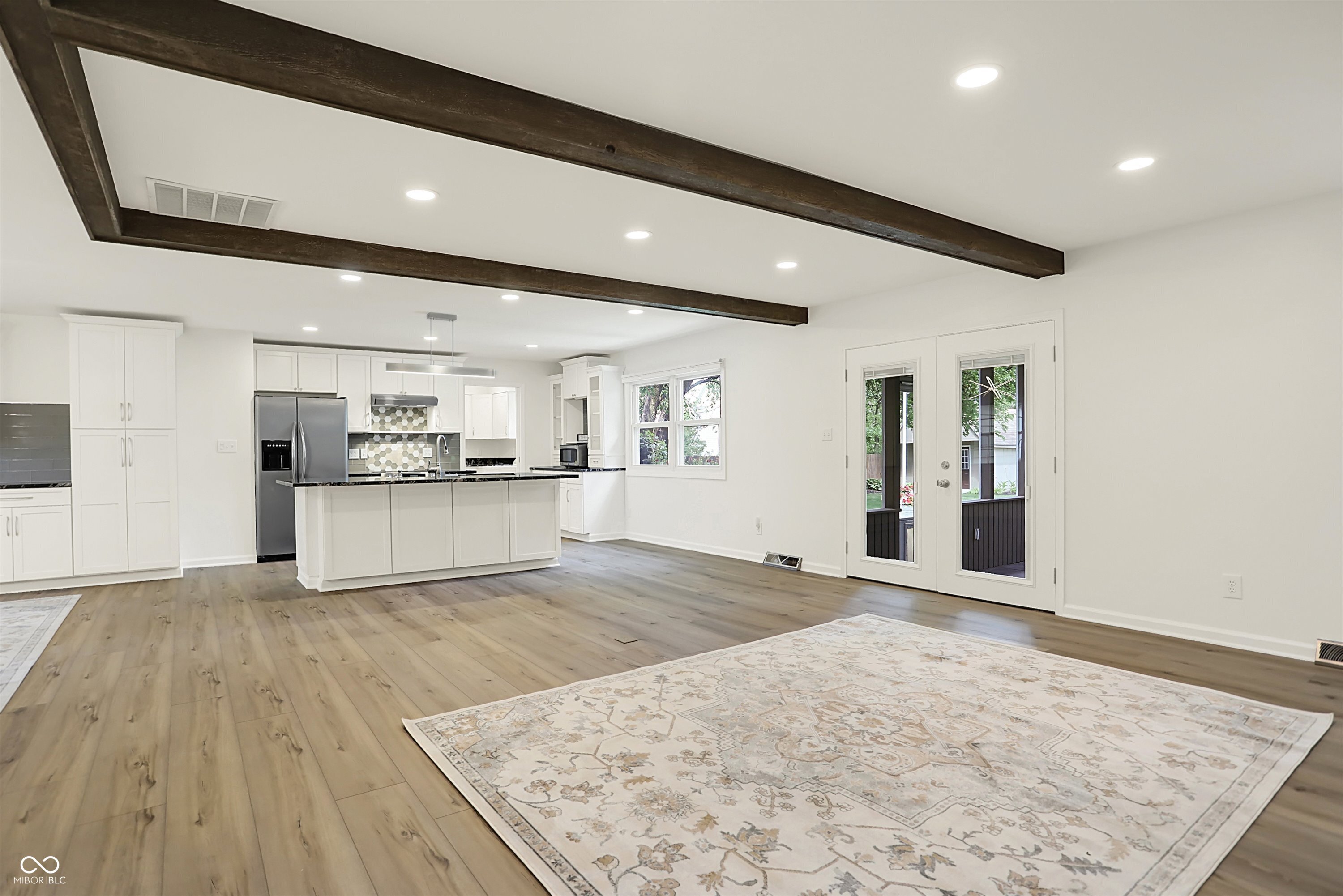 Zionsville, Indiana, 46077, United States, 3 Bedrooms Bedrooms, ,3 BathroomsBathrooms,Residential,For Sale,1975998