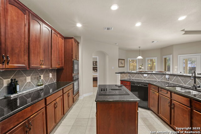 San Antonio, Texas, 78253, United States, 4 Bedrooms Bedrooms, ,4 BathroomsBathrooms,Residential,For Sale,1973097