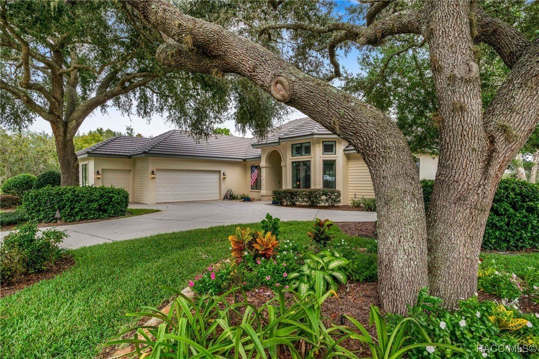 Lecanto, Florida, 34461, United States, 4 Bedrooms Bedrooms, ,3 BathroomsBathrooms,Residential,For Sale,1979266