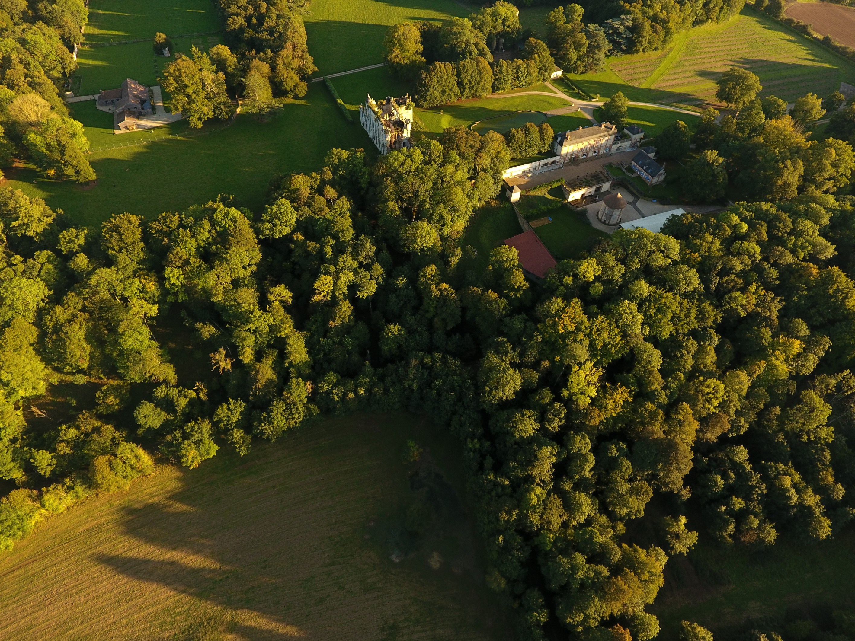  An Exceptional Estate Just 50 Minutes from Paris - 物件實景