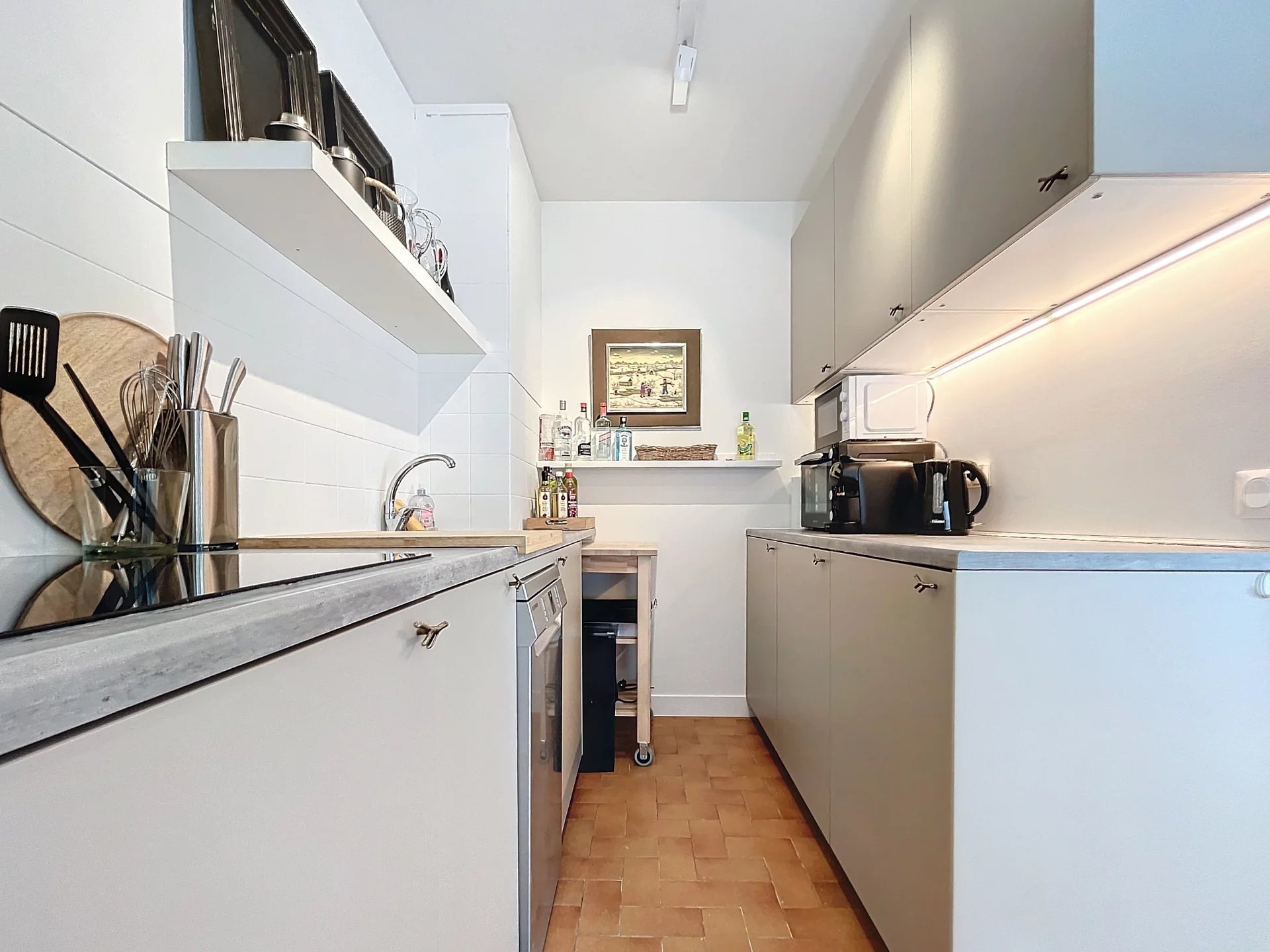 Cannes, Provence-Alpes-Côte d’Azur, 06400, FR, ,2 BathroomsBathrooms,Residential,For Sale,1665778