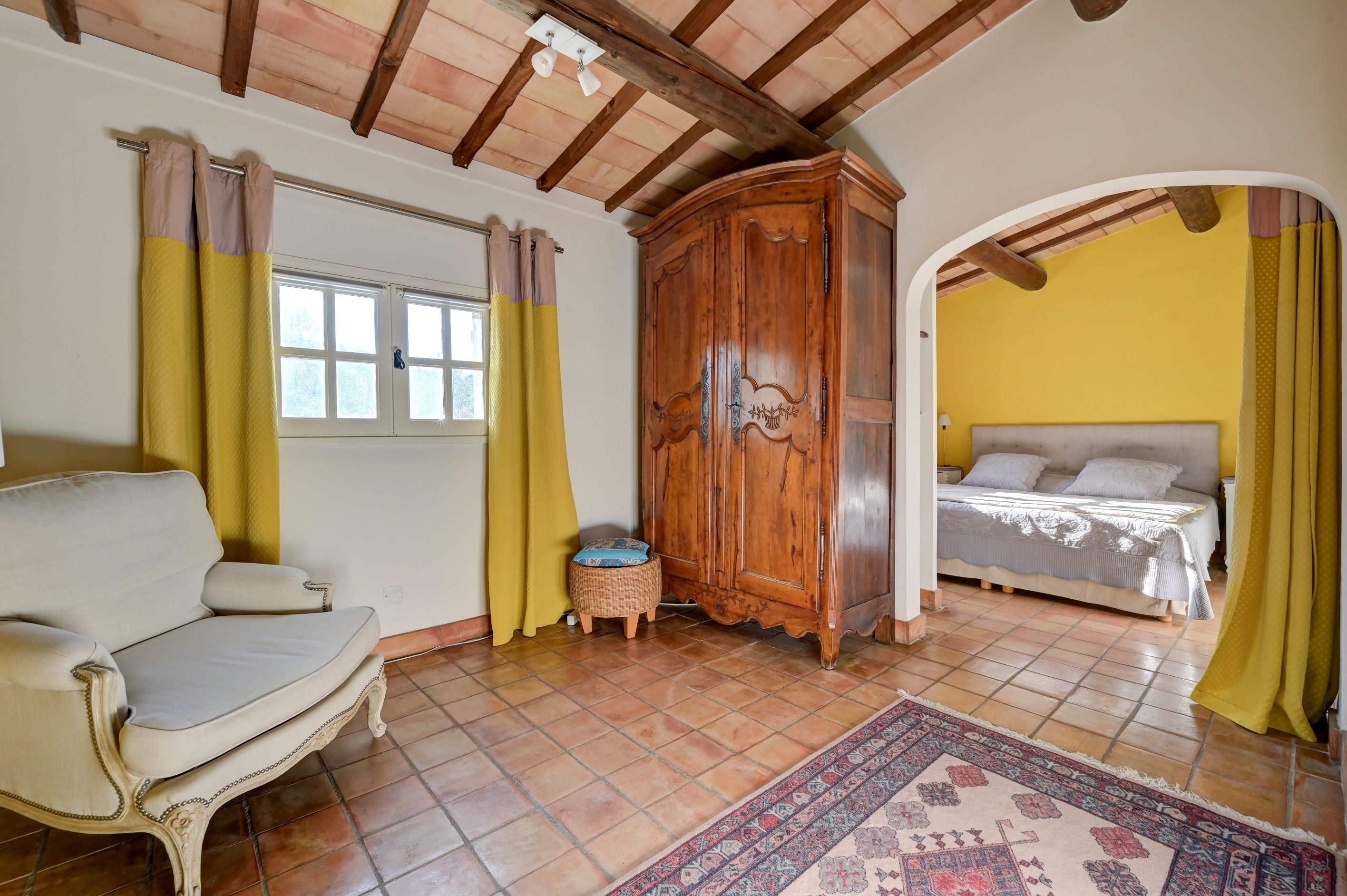  200 sqm Family Home on 6,256 sqm of Land – Close to Aix-en-Provence - 物件實景