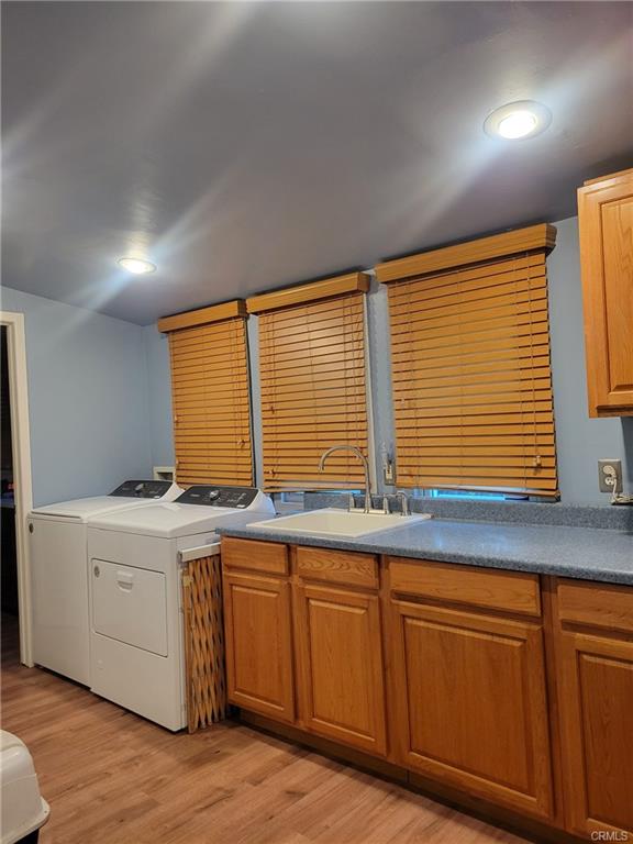 Ontario, California, 91762, United States, 2 Bedrooms Bedrooms, ,Residential,For Sale,1937617