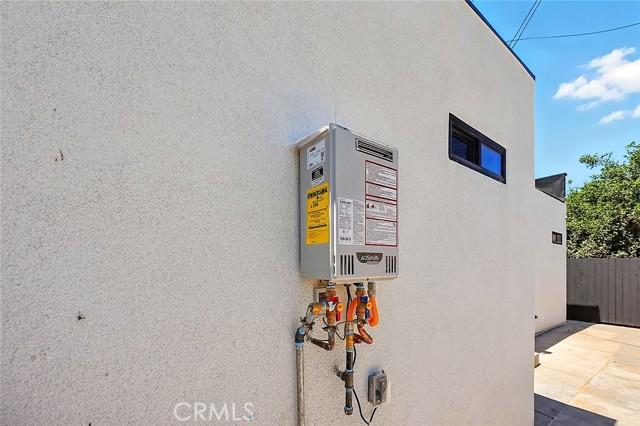 Paramount, California, 90723, United States, ,Residential,For Sale,1936983