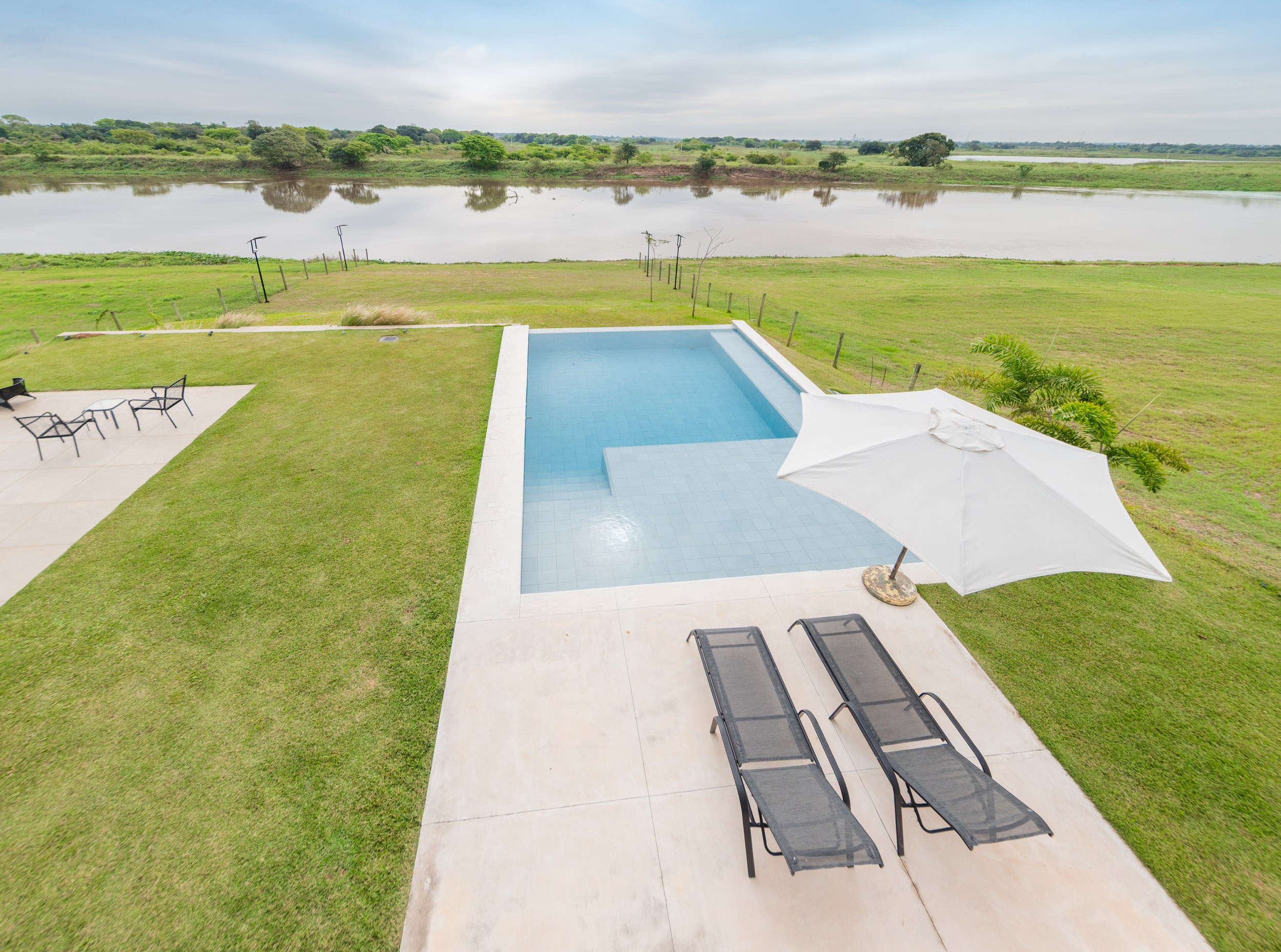  Brand-New Residence in Pueblo del Río - 物件實景