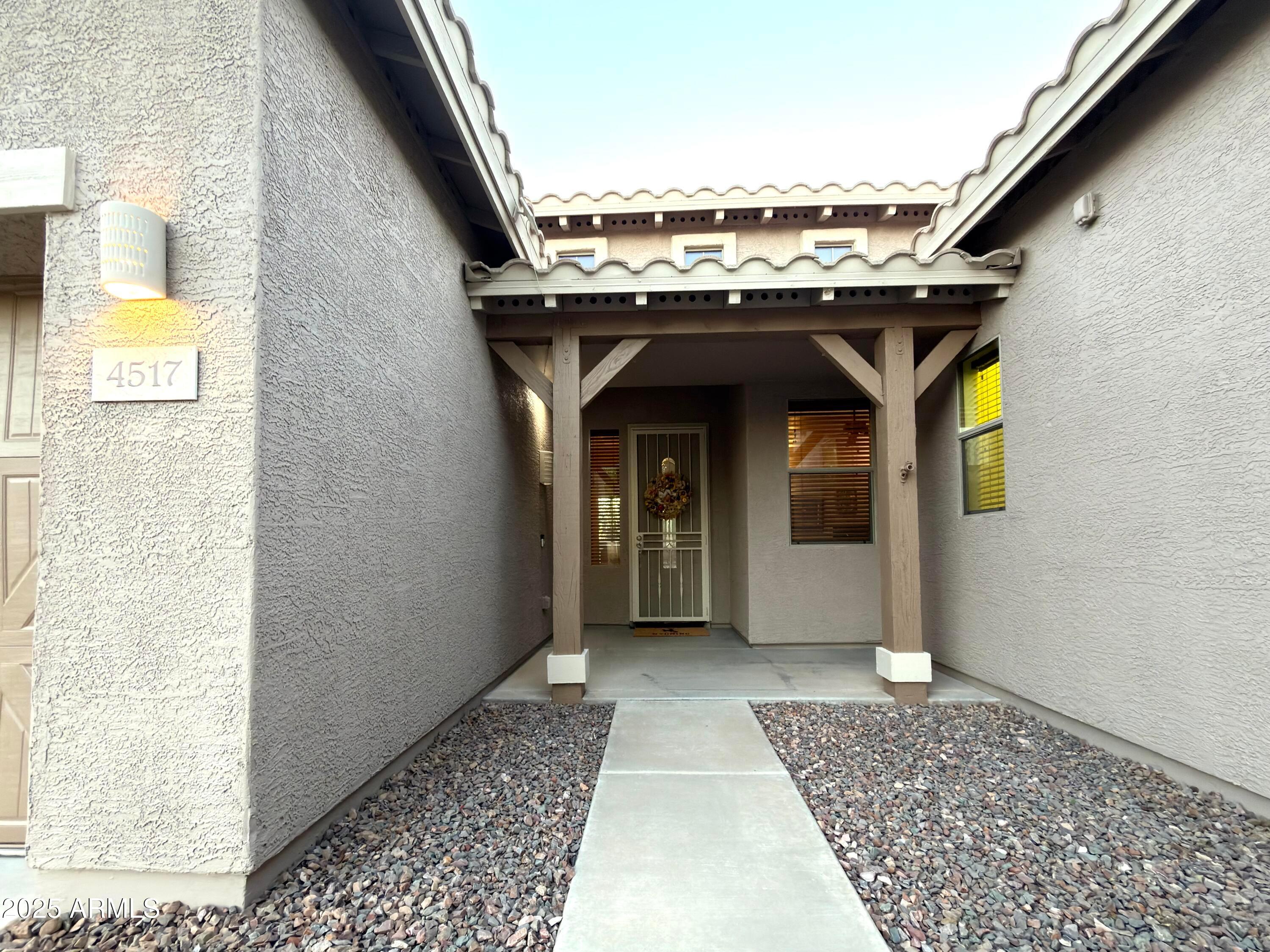 New River, Arizona, 85087, United States, 4 Bedrooms Bedrooms, ,2 BathroomsBathrooms,Residential,For Sale,1979585